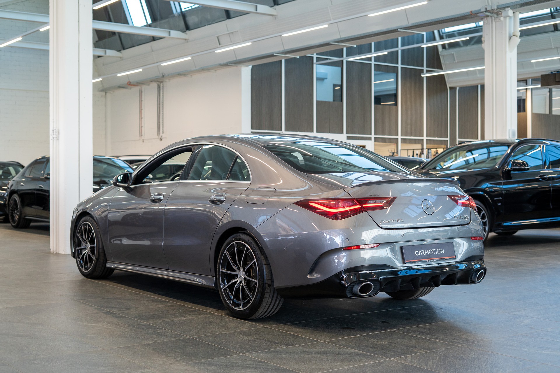 MERCEDES-BENZ CLA 35 AMG 4matic / Facelift / Ambiente-Beleuchtung / Navi-showroom-element-3