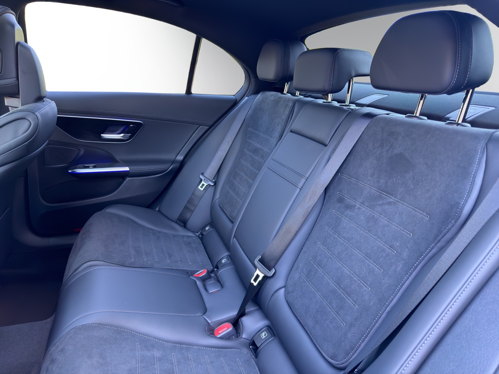 MERCEDES-BENZ C 220 d 4 Matic Swiss Star-image-9