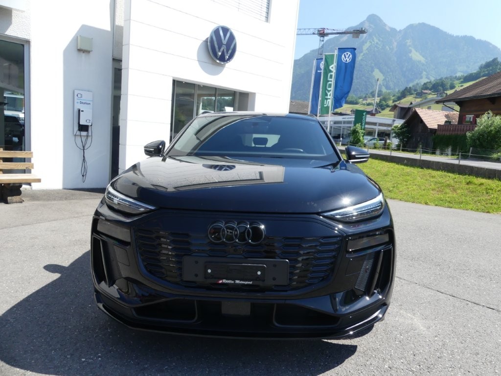 AUDI Q6 e-tron quattro-image-5