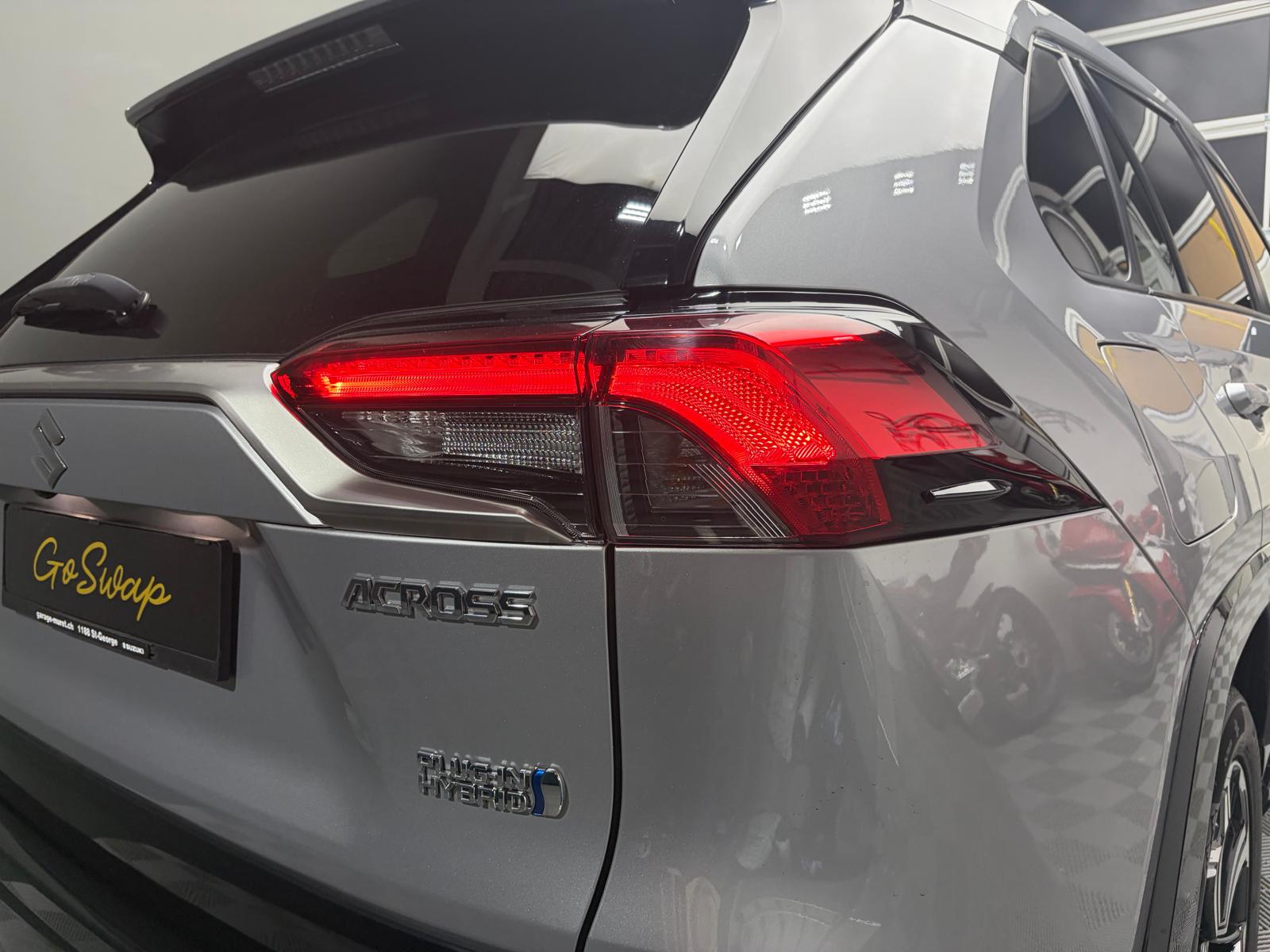 SUZUKI Across 2.5 Plug-in-Hybrid Compact Top E-CVT-image-4