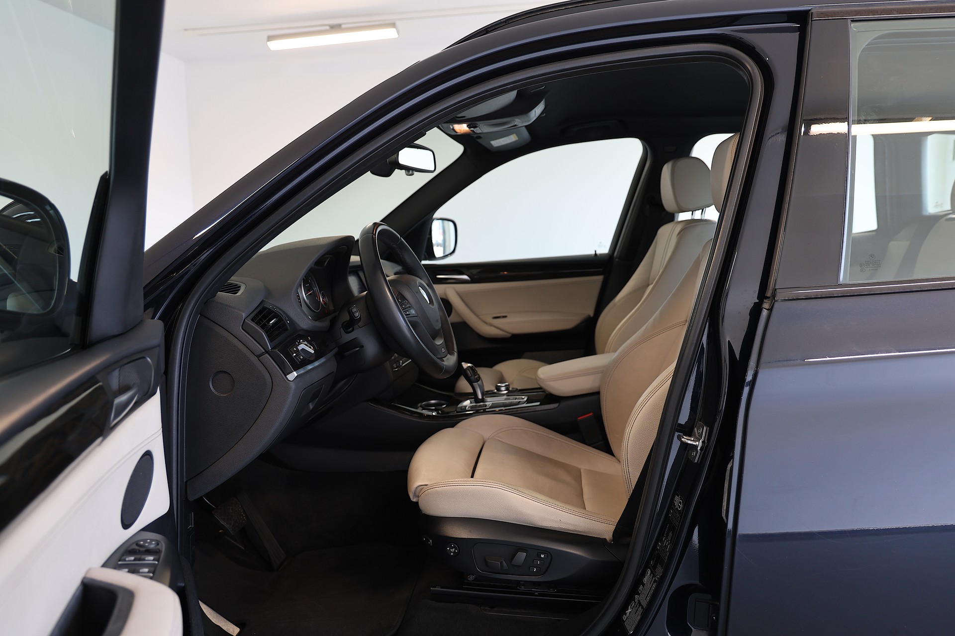 BMW X3 xDrive 30d M-Sport Steptronic-image-5