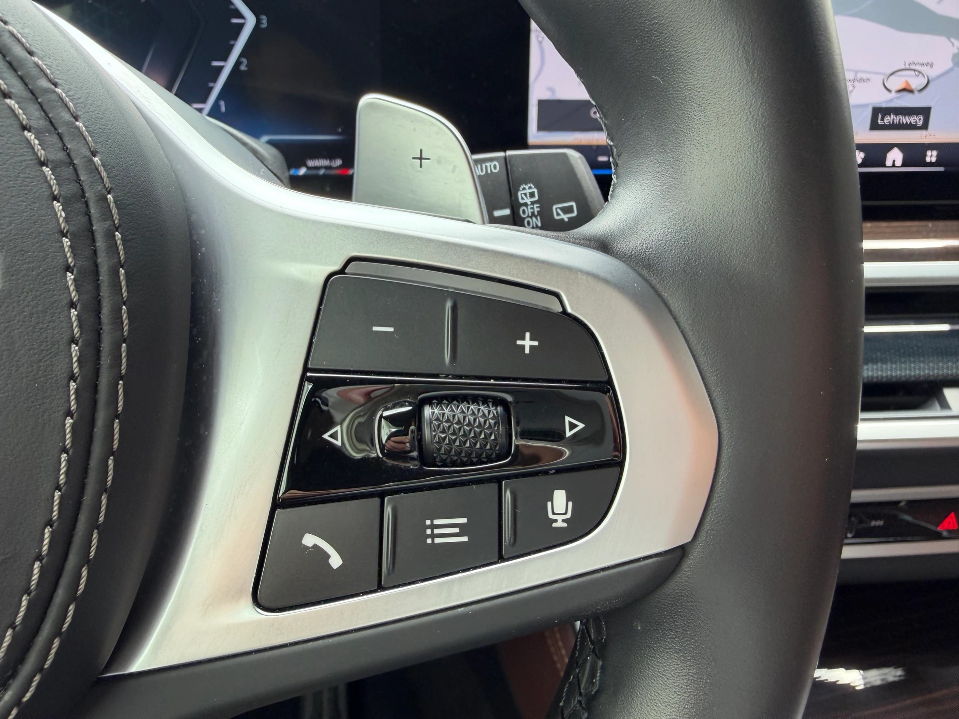 BMW X5 xDrive 48V 30d M Sport Pro Steptronic-image-21