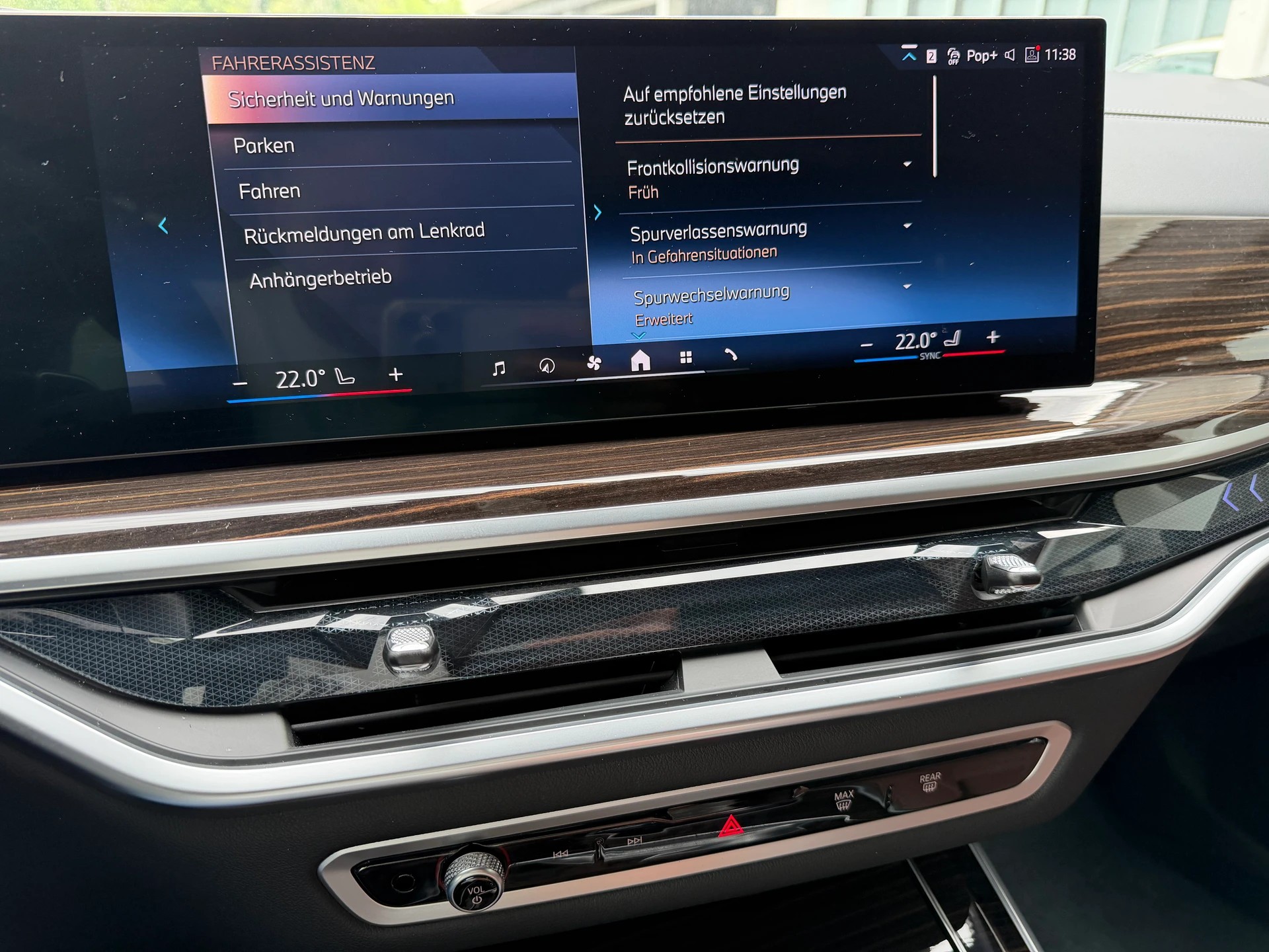 BMW X5 xDrive 48V 30d M Sport Pro Steptronic-image-24