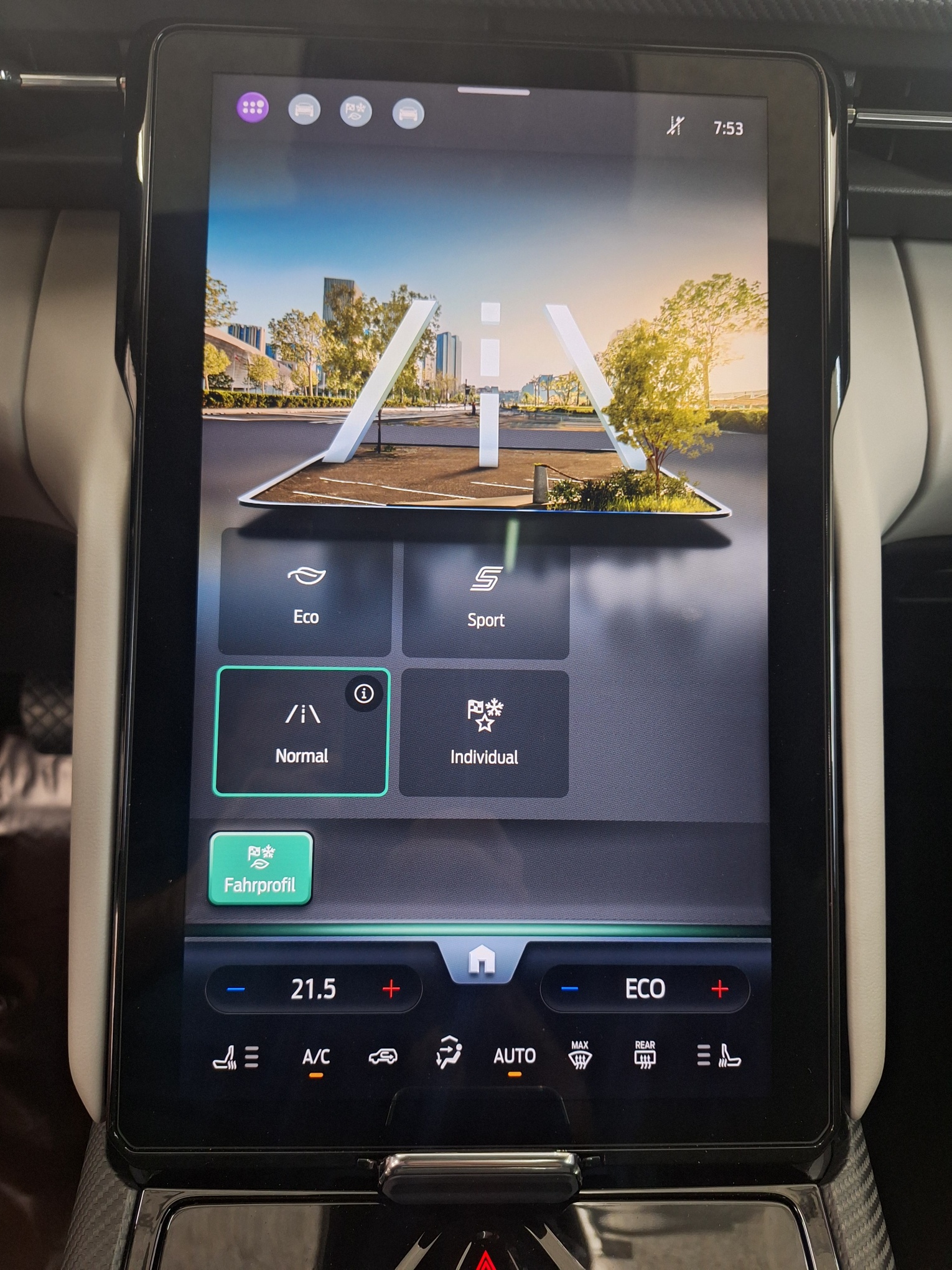 FORD Explorer Elektro 77kWh Dual Extended Range Premium AWD⚡CH-Auslieferung mit Herstellergarantie bis Okt.2027 / Anhängerkupplung⚡-image-18