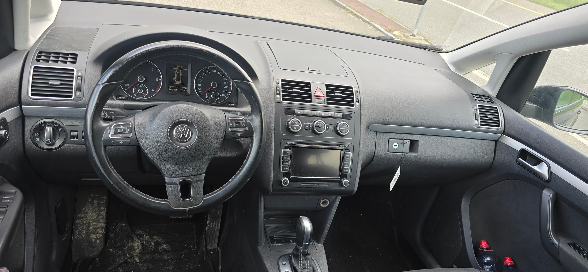 VW Touran 1.6 TDI BMT Comfortline DSG-image-9