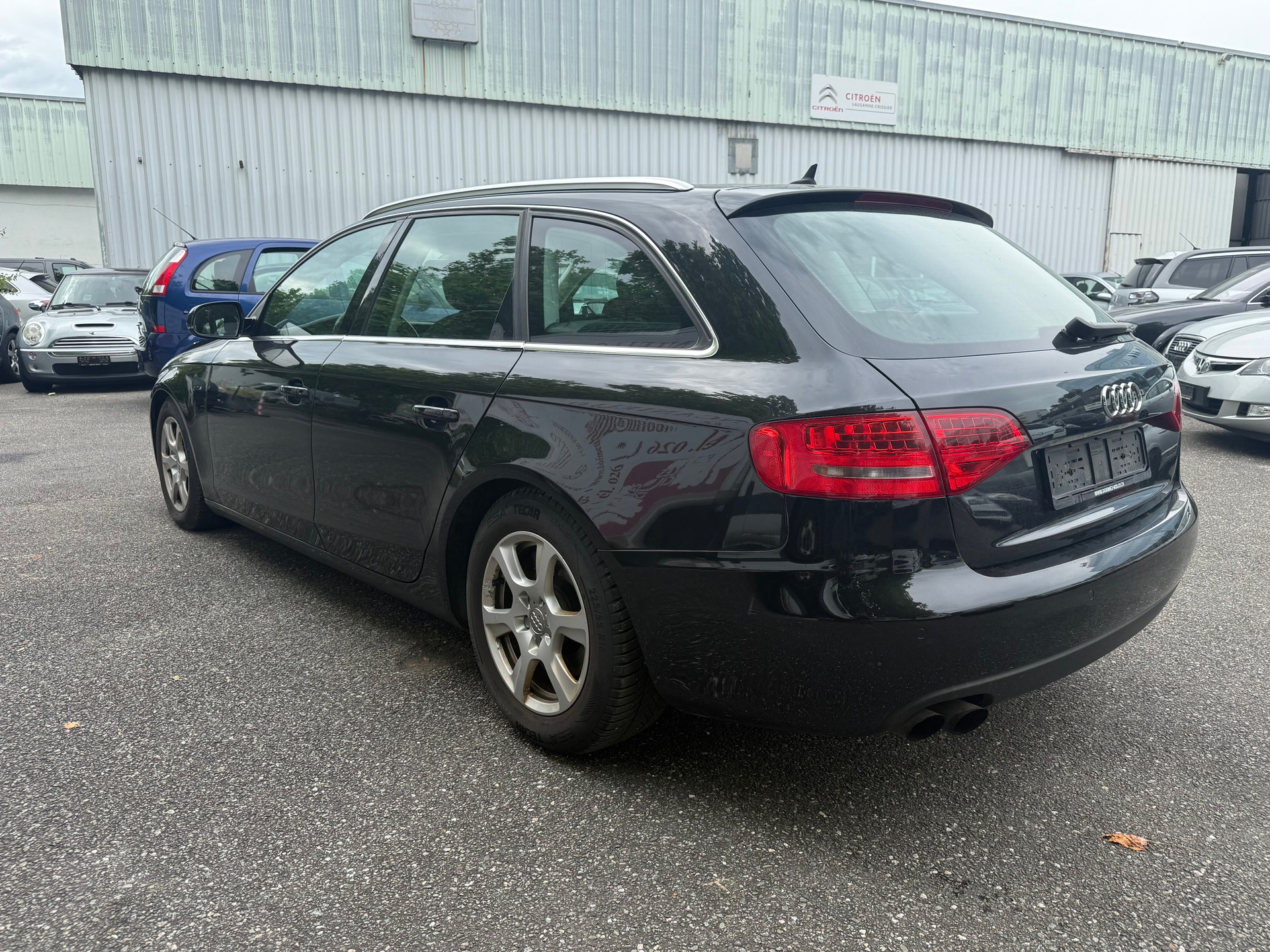 AUDI A4 Avant 1.8 TFSI multitronic-image-6