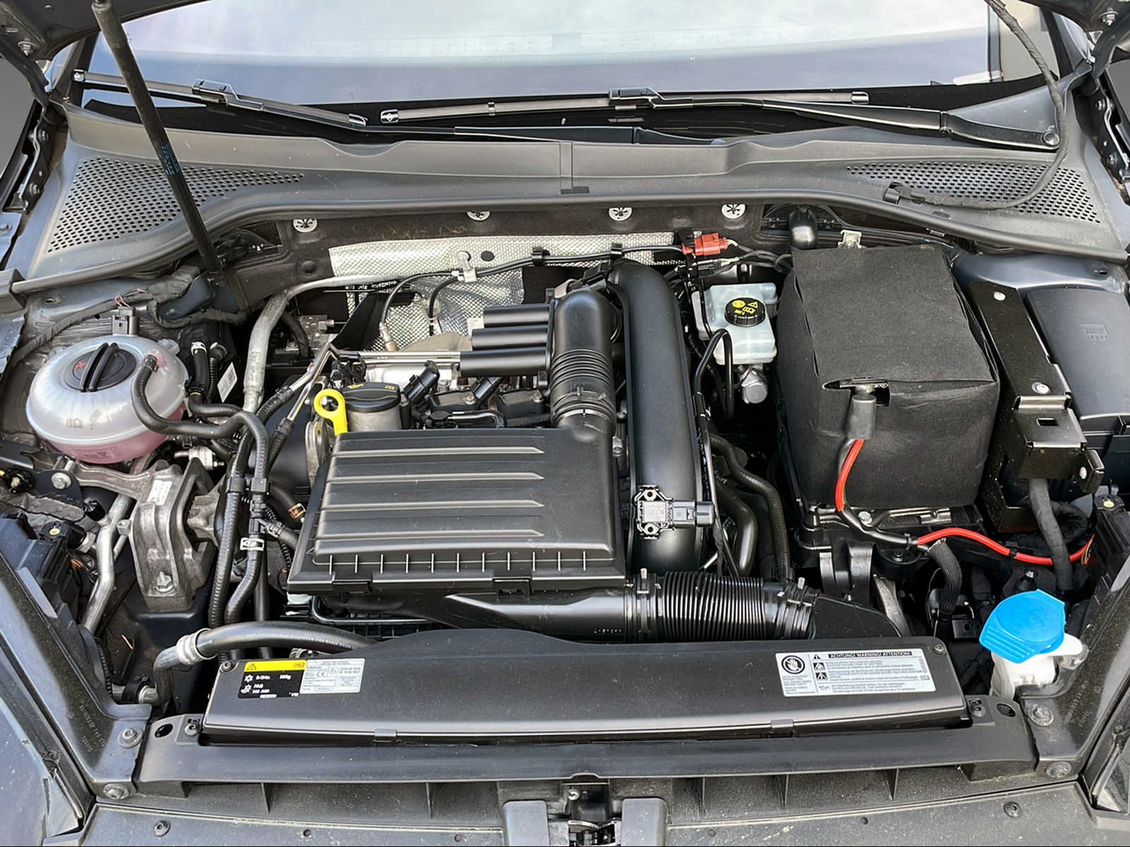 VW Golf VII Variant 1.4 TSI 150 Highline-image-10