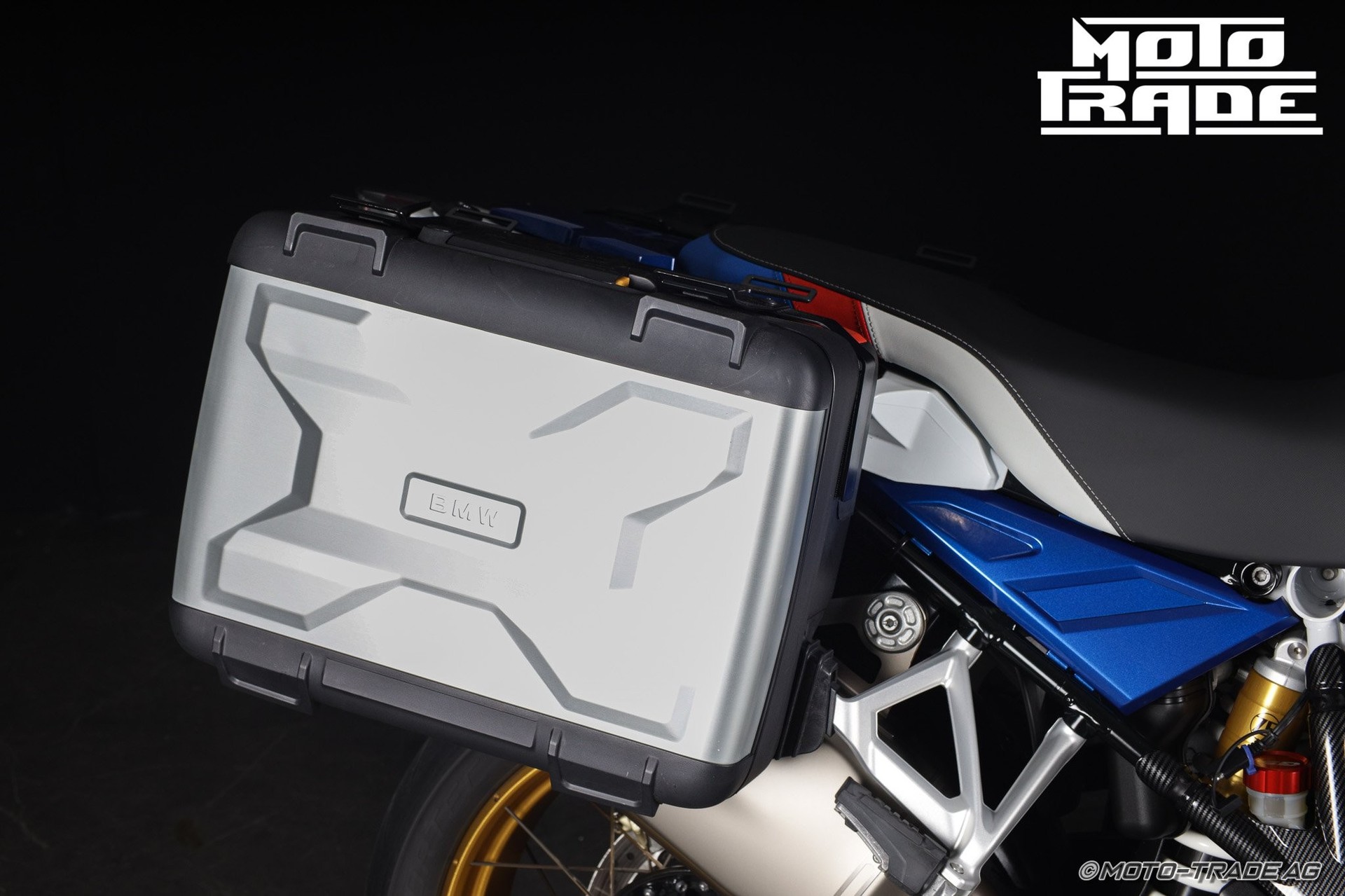 BMW R 1250 GS ABS HP4 DESIGN AKRAPOVIC-image-7