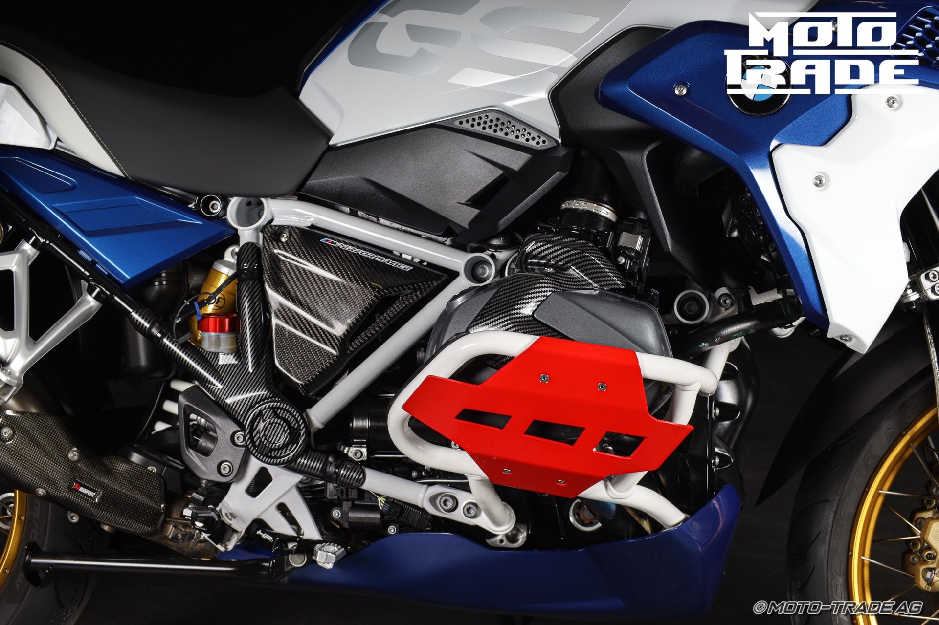 BMW R 1250 GS ABS HP4 DESIGN AKRAPOVIC-image-6