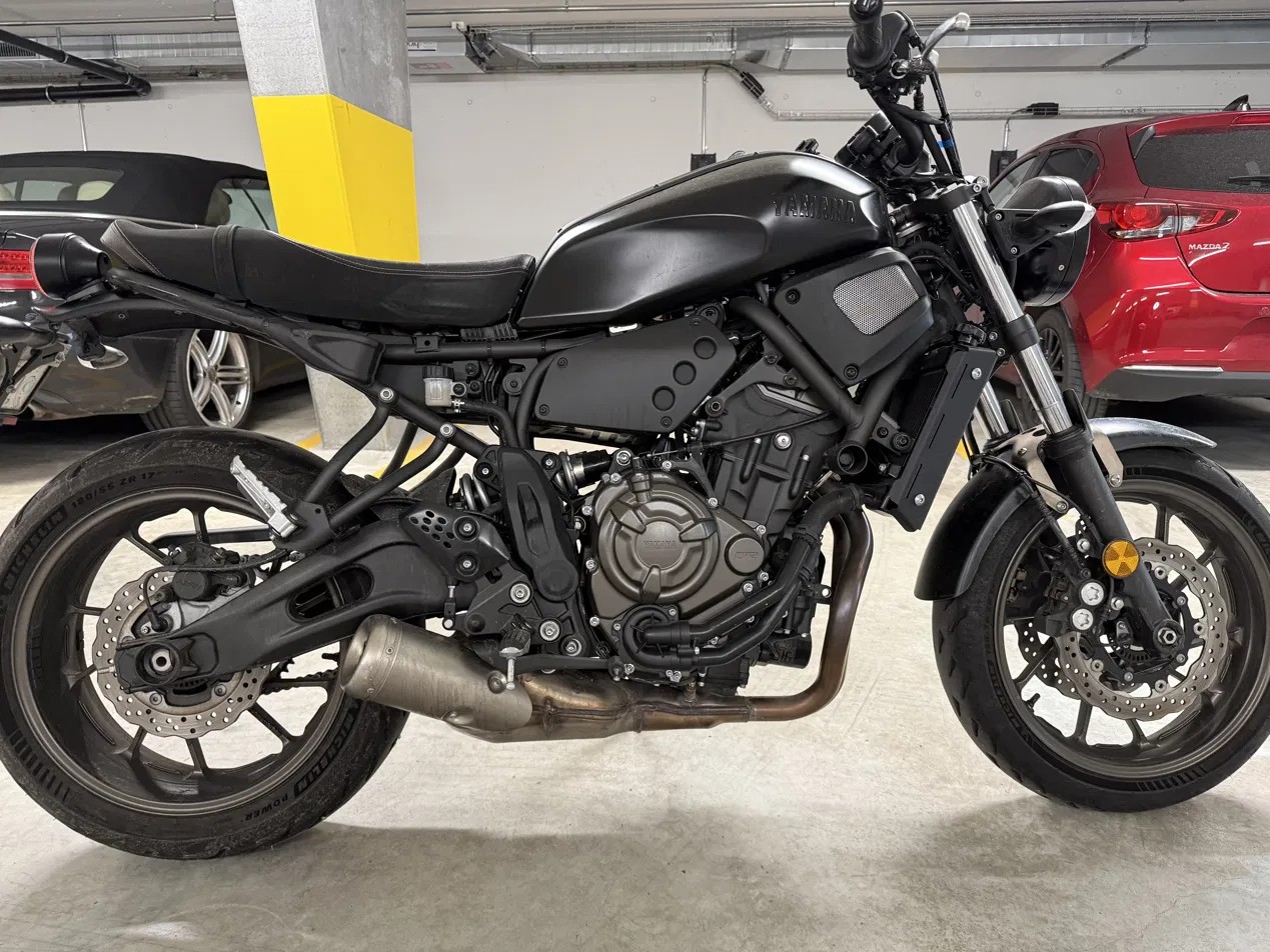 YAMAHA XSR 700-image-0