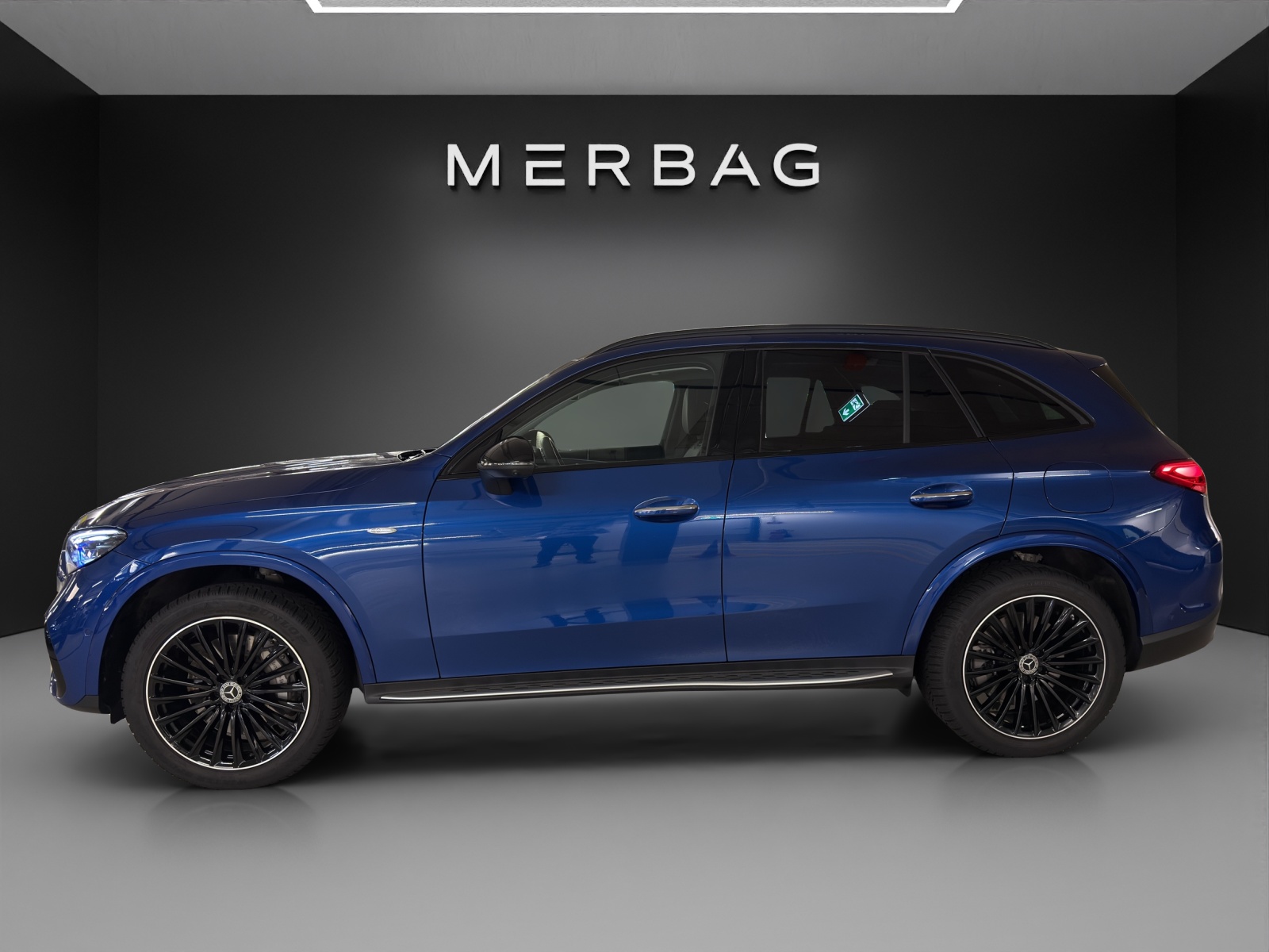 MERCEDES-BENZ GLC 300 e 4Matic 9G-Tronic-image-4