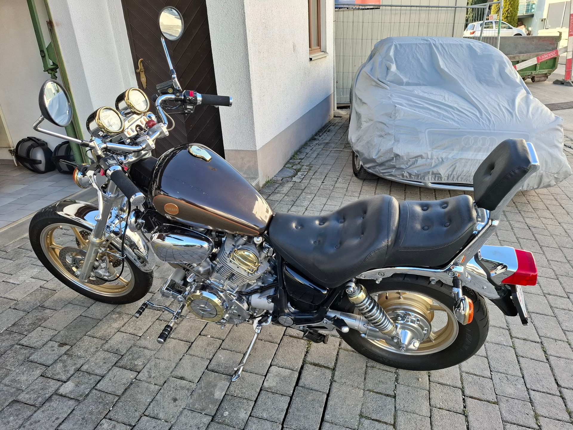 YAMAHA XV 1000 Virago-image-0