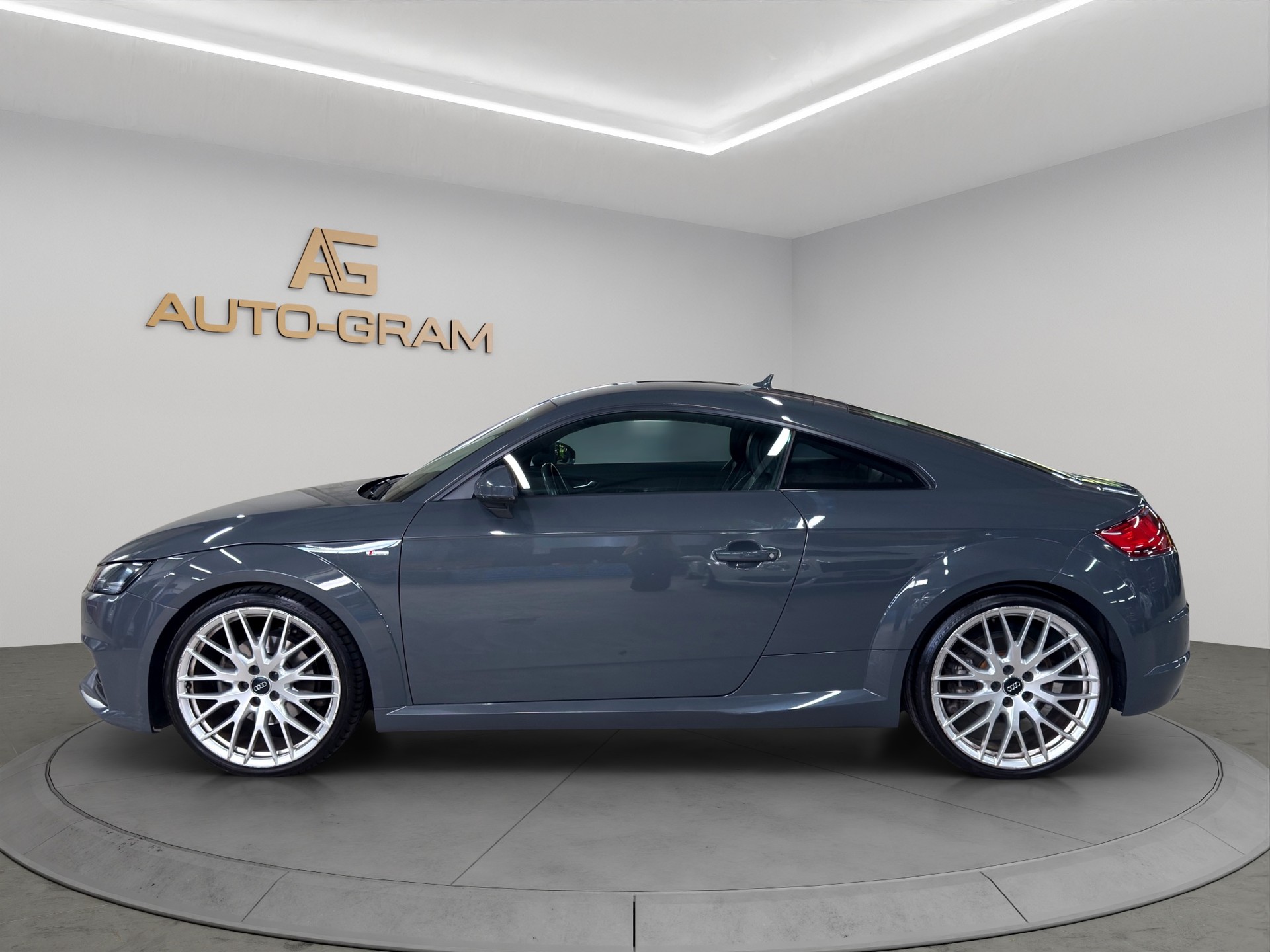 AUDI TT Coupé 2.0 TFSI-showroom-element-1