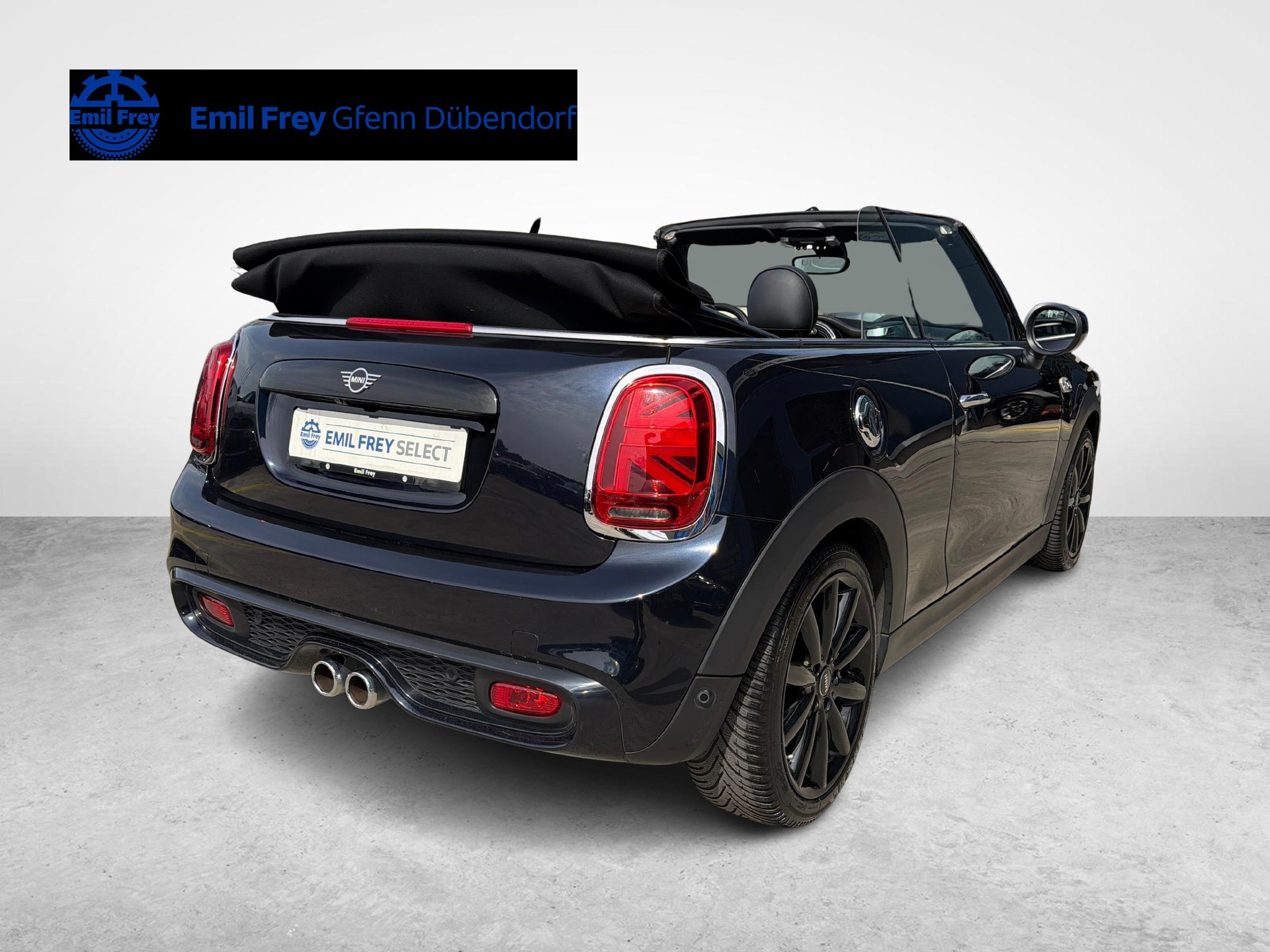MINI Cooper S Cabrio-showroom-element-1