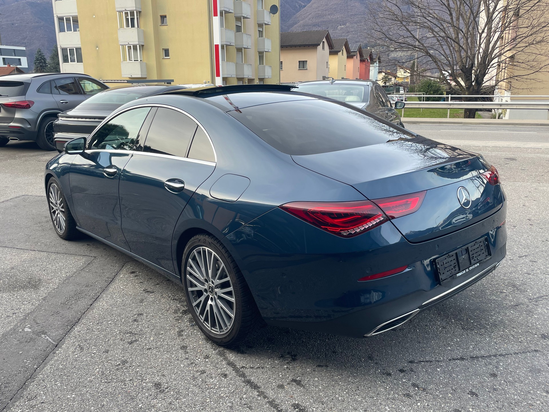 MERCEDES-BENZ CLA 220 d 4Matic Style 8G-DCT-image-8