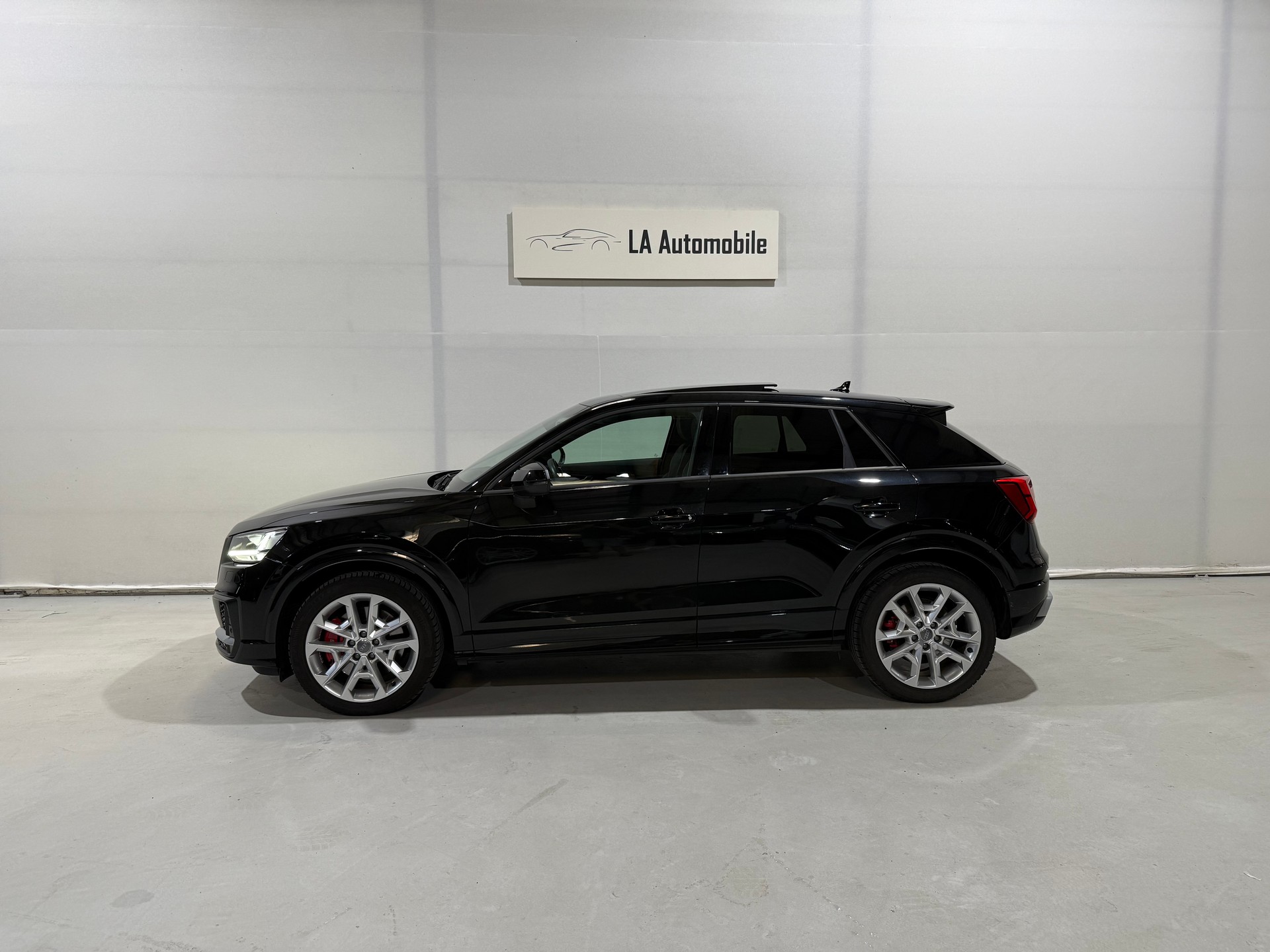 AUDI SQ2 TFSI quattro S-tronic (CH-Fahrzeug)-image-2