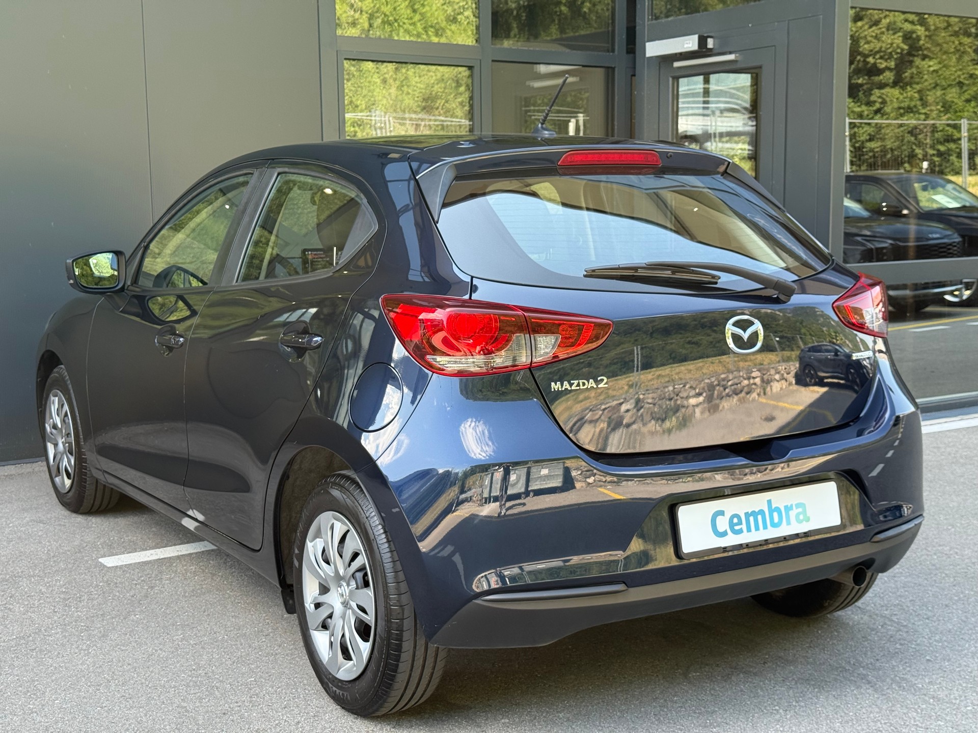MAZDA 2 SKYACTIV-G 90 Ambition Automat-showroom-element-3
