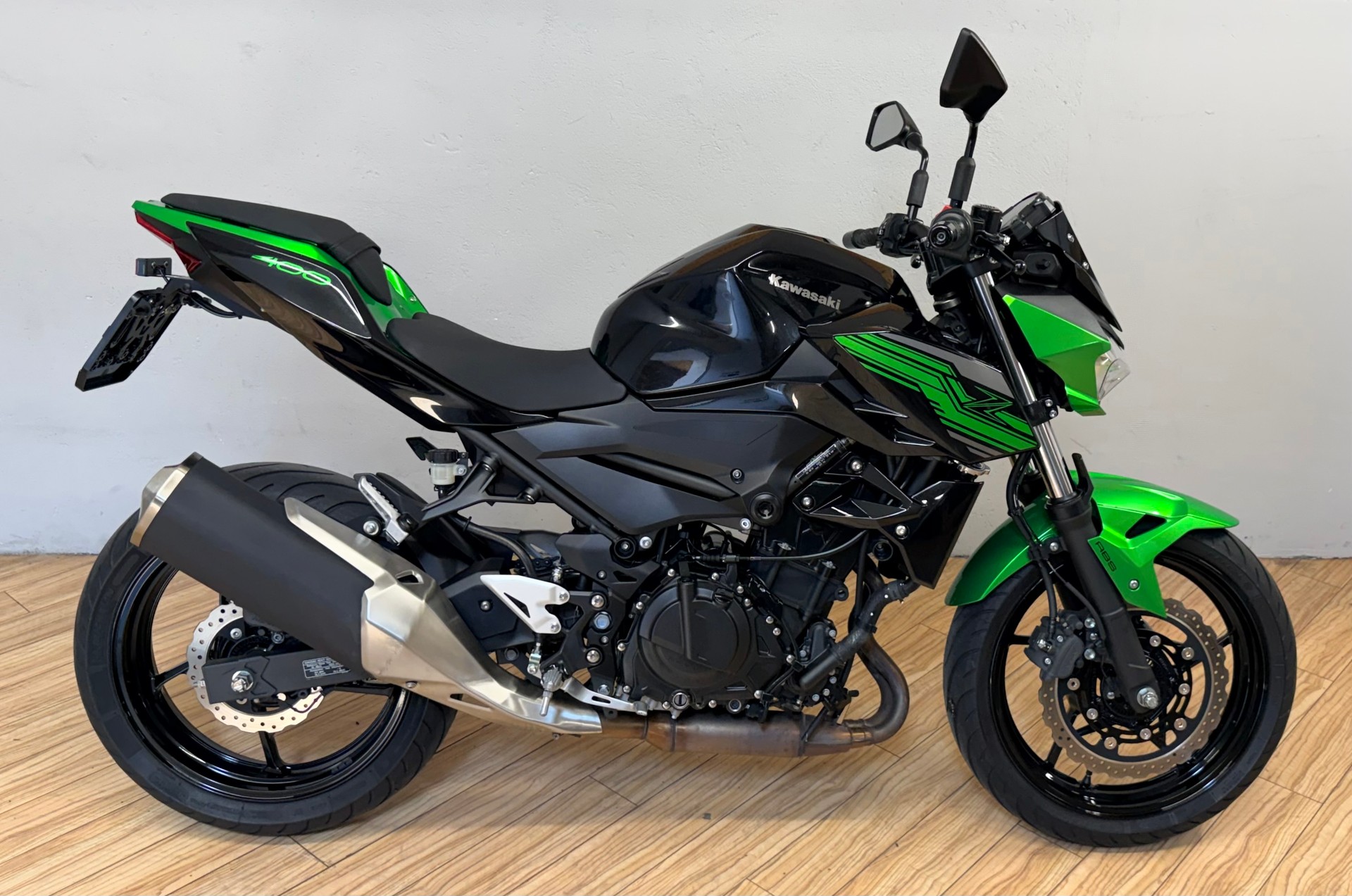 KAWASAKI Z 400 ABS-image-1
