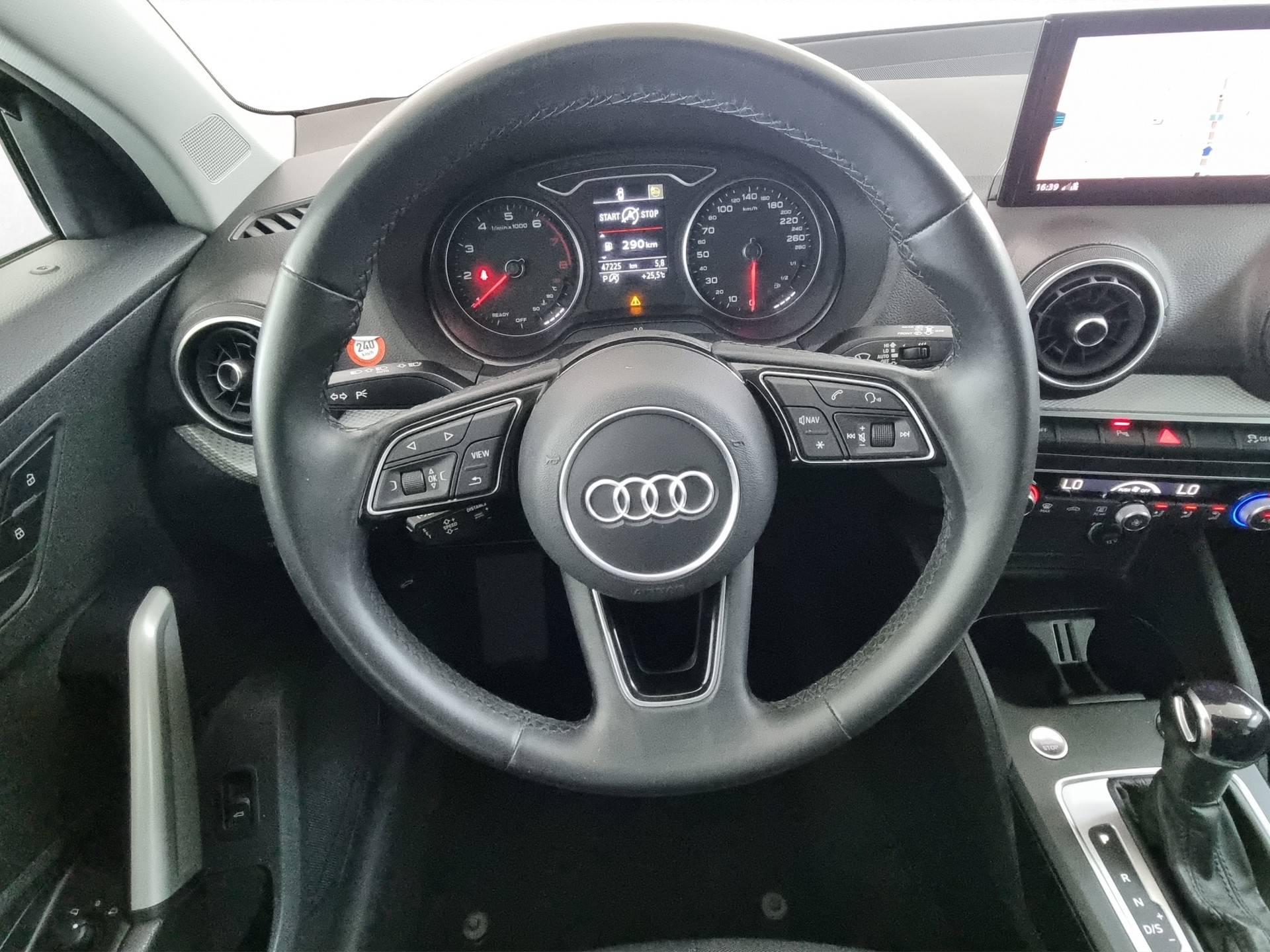 AUDI Q2 1.5 35 TFSI S-Tronic-image-8