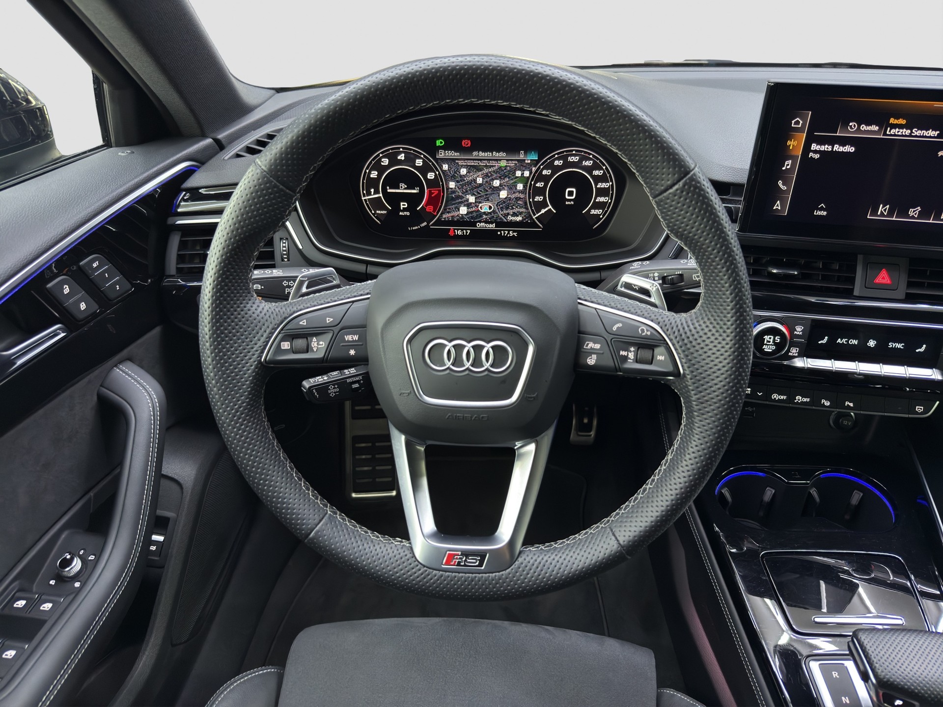 AUDI RS4 Avant quattro tiptronic-image-9