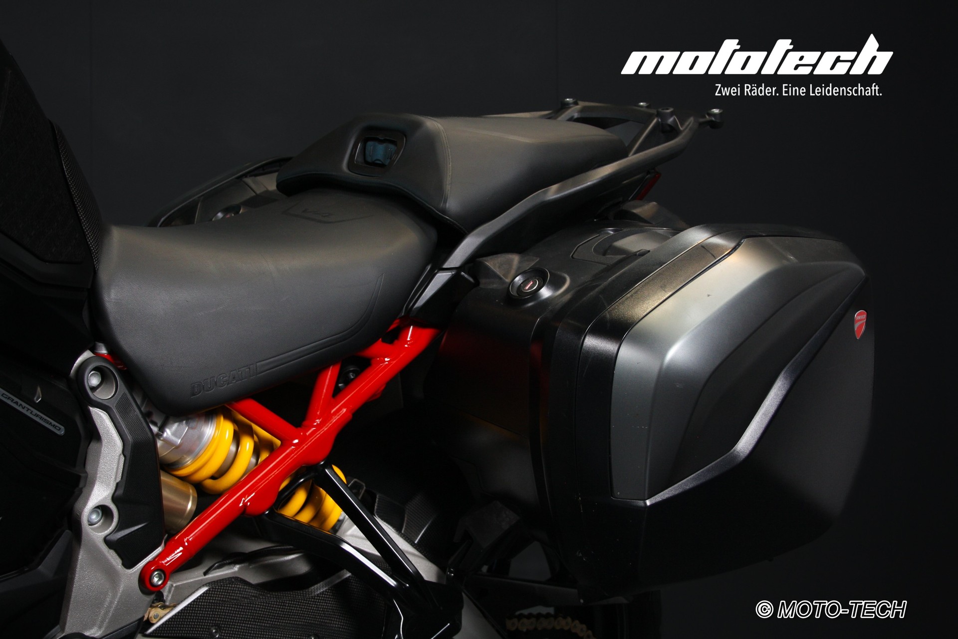 DUCATI Multistrada V4 S Radar CARBON-image-7