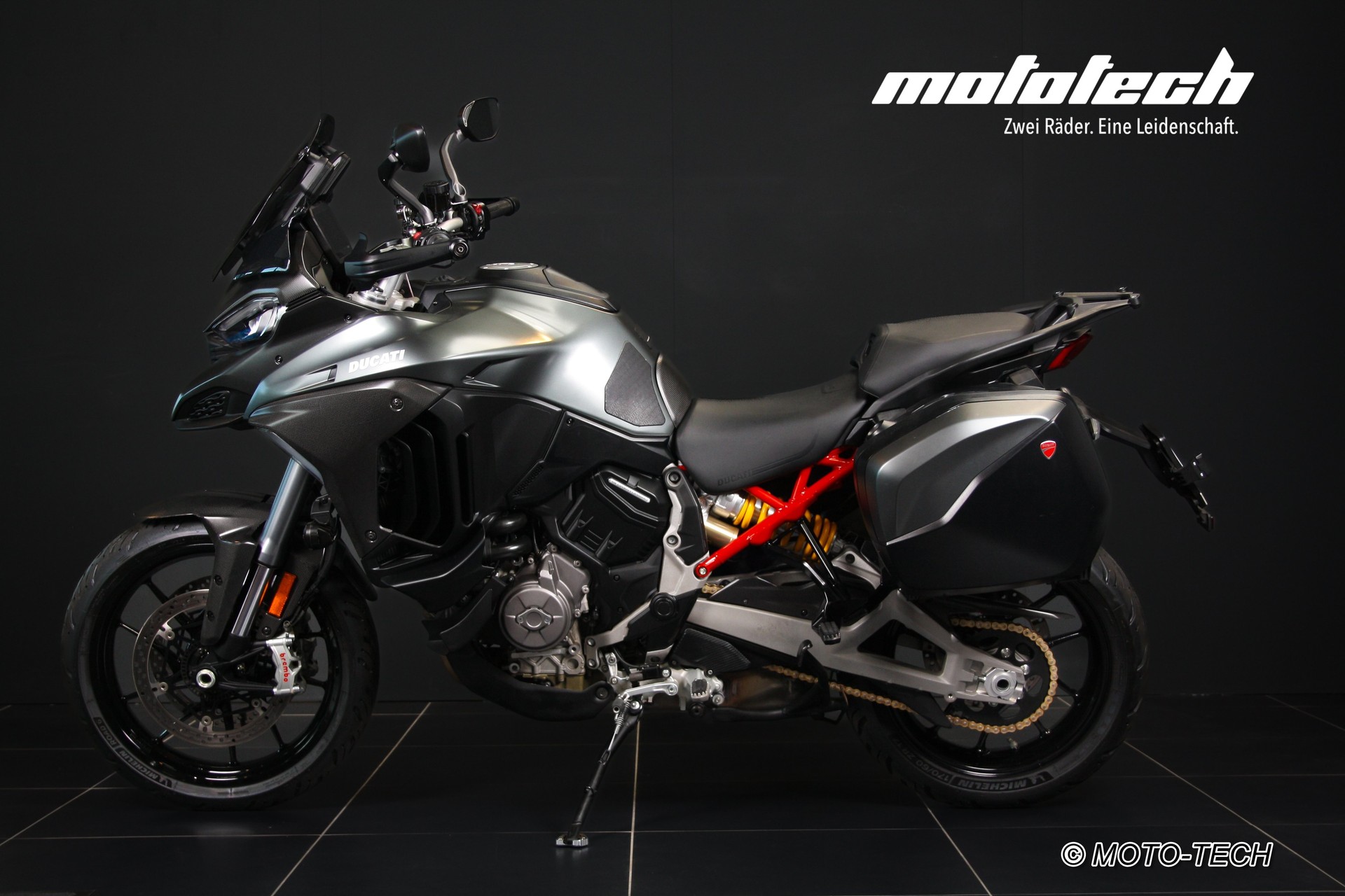 DUCATI Multistrada V4 S Radar CARBON-image-4