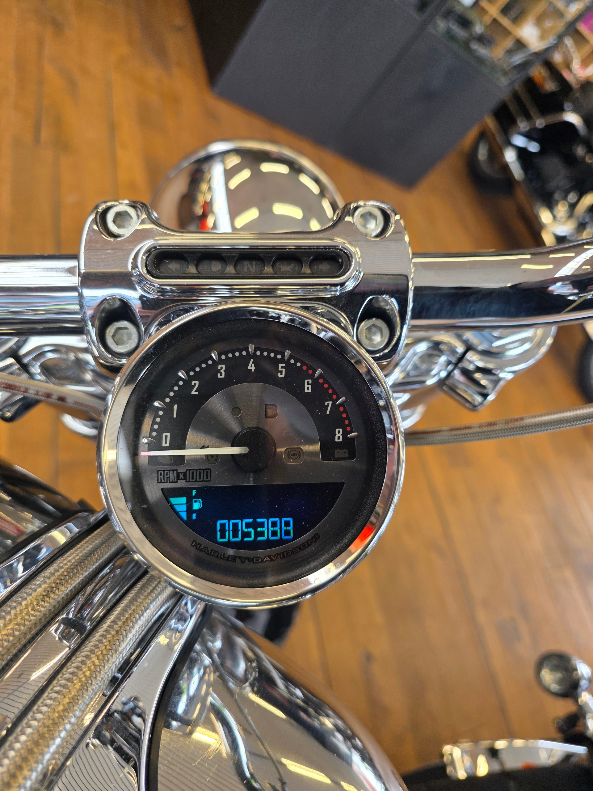 HARLEY-DAVIDSON FXSBSE-image-13