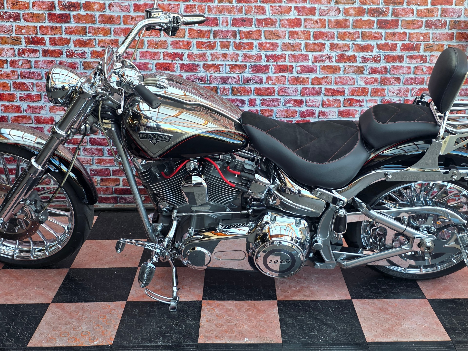 HARLEY-DAVIDSON FXSBSE-image-3