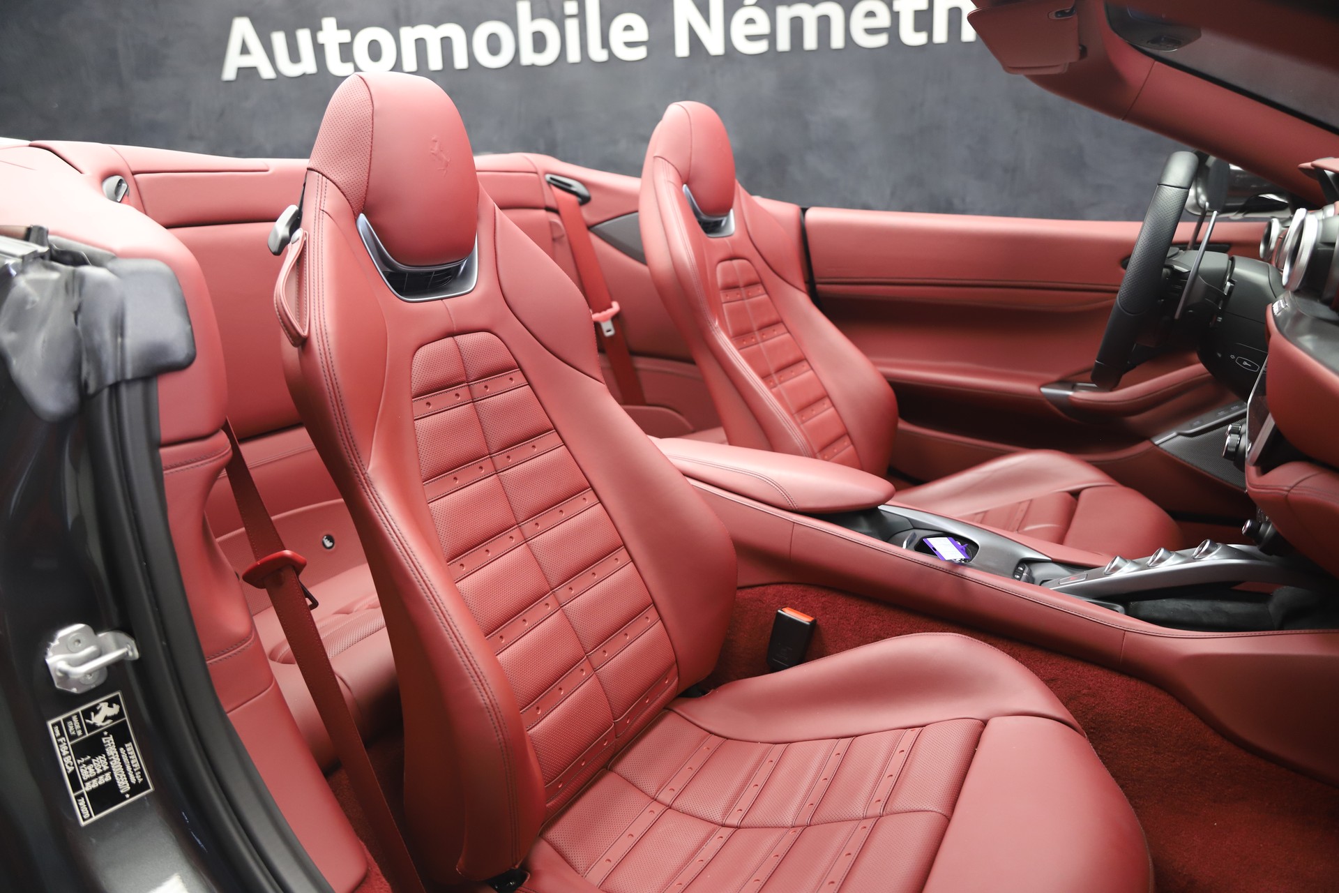 FERRARI Portofino 3.9 V8 T-image-8