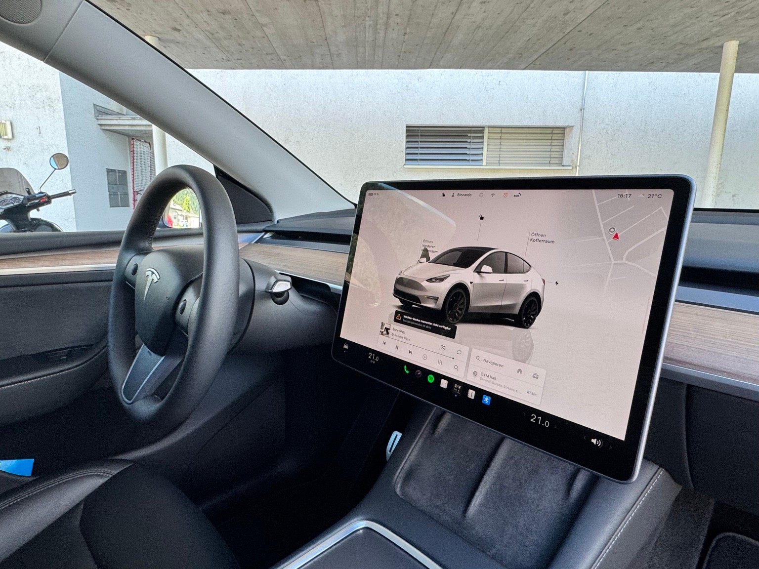 TESLA Performance D-image-15