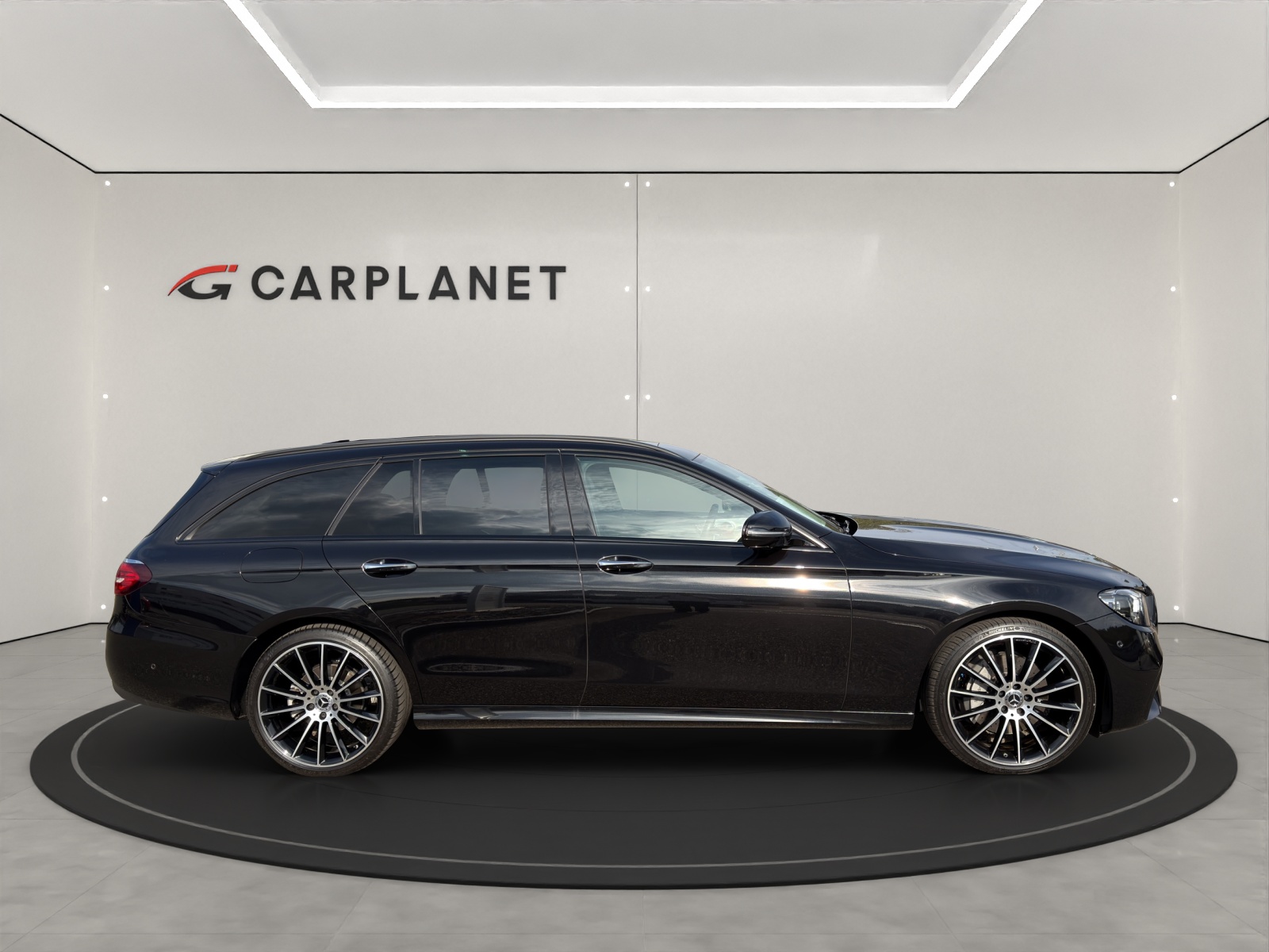MERCEDES-BENZ E-Klasse S213 Kombi E 220 d AMG Line 4matic-showroom-element-1