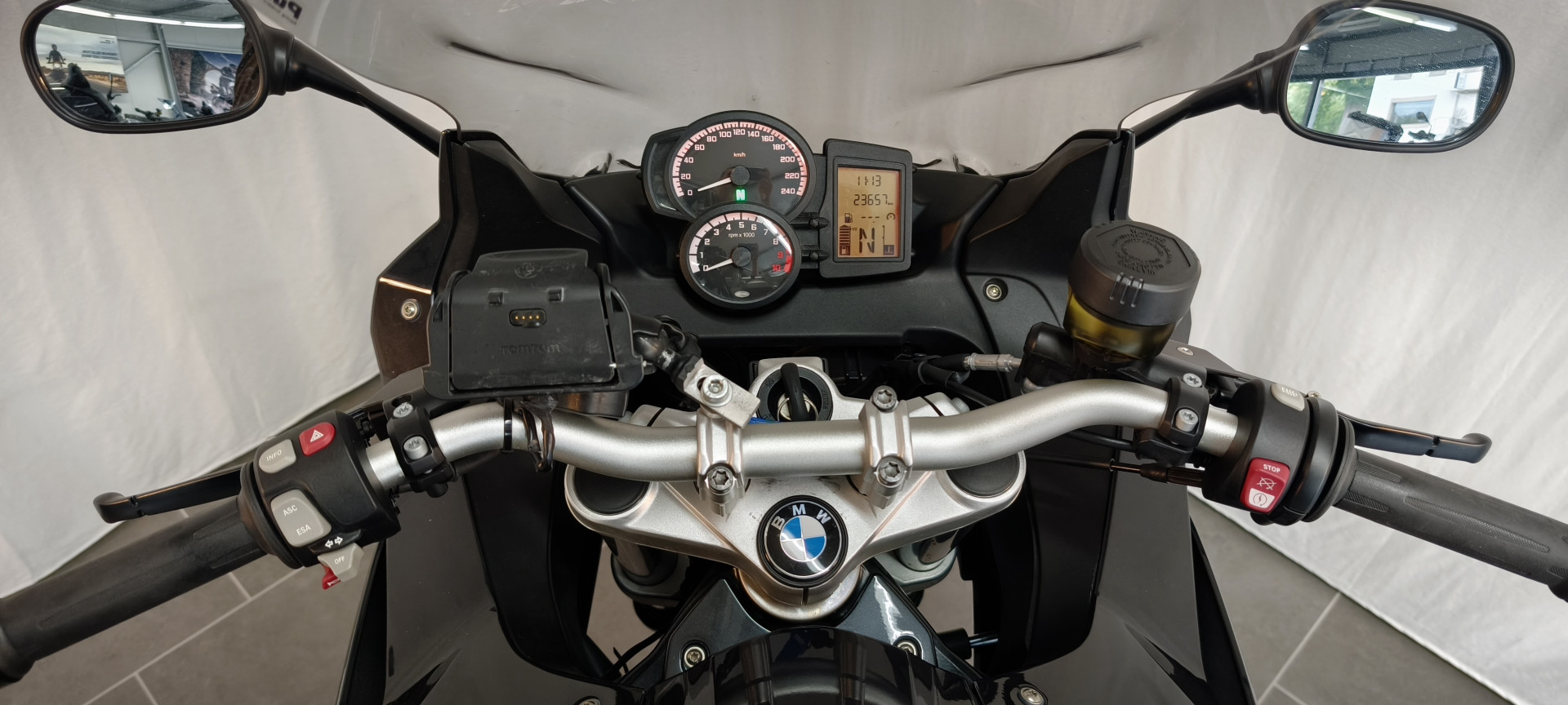BMW F 800 GT-image-4