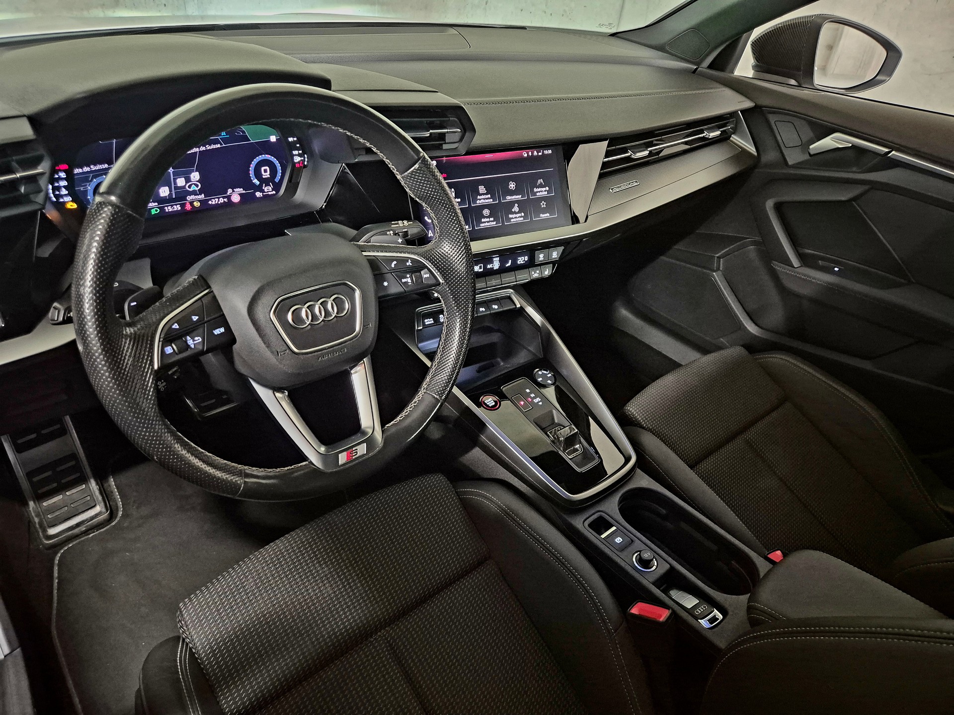 AUDI S3 Sportback 2.0 TFSI quattro S-tronic-image-11