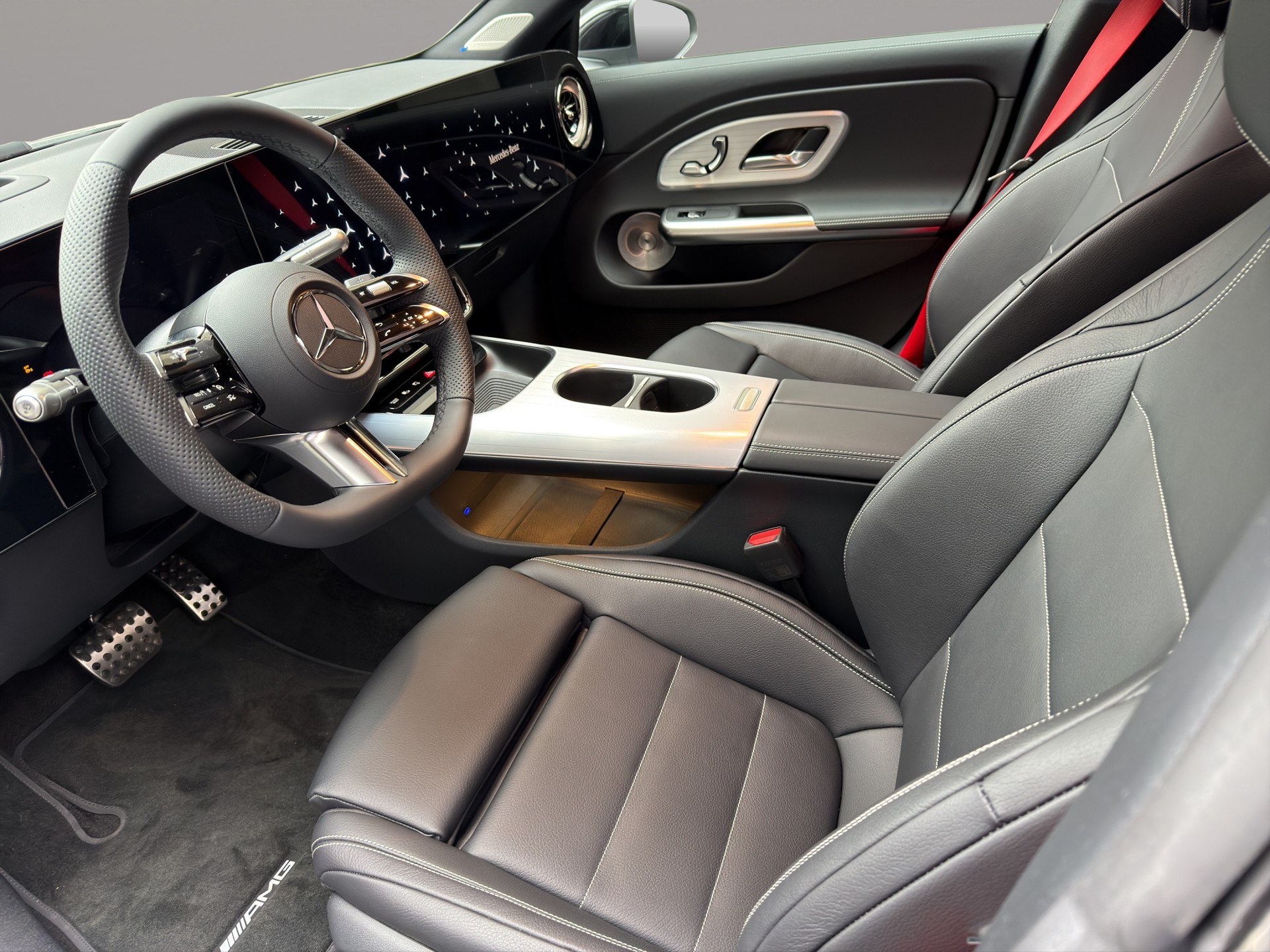 MERCEDES-BENZ CLA 220 8G-DCT 4Matic-image-8
