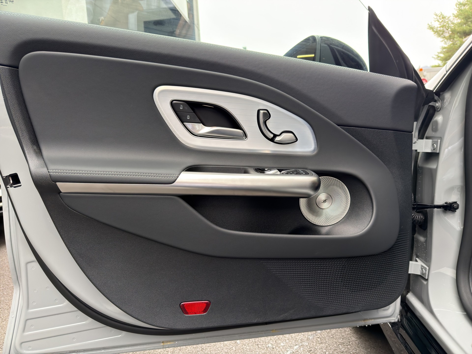 MERCEDES-BENZ CLA 220 8G-DCT 4Matic-image-12