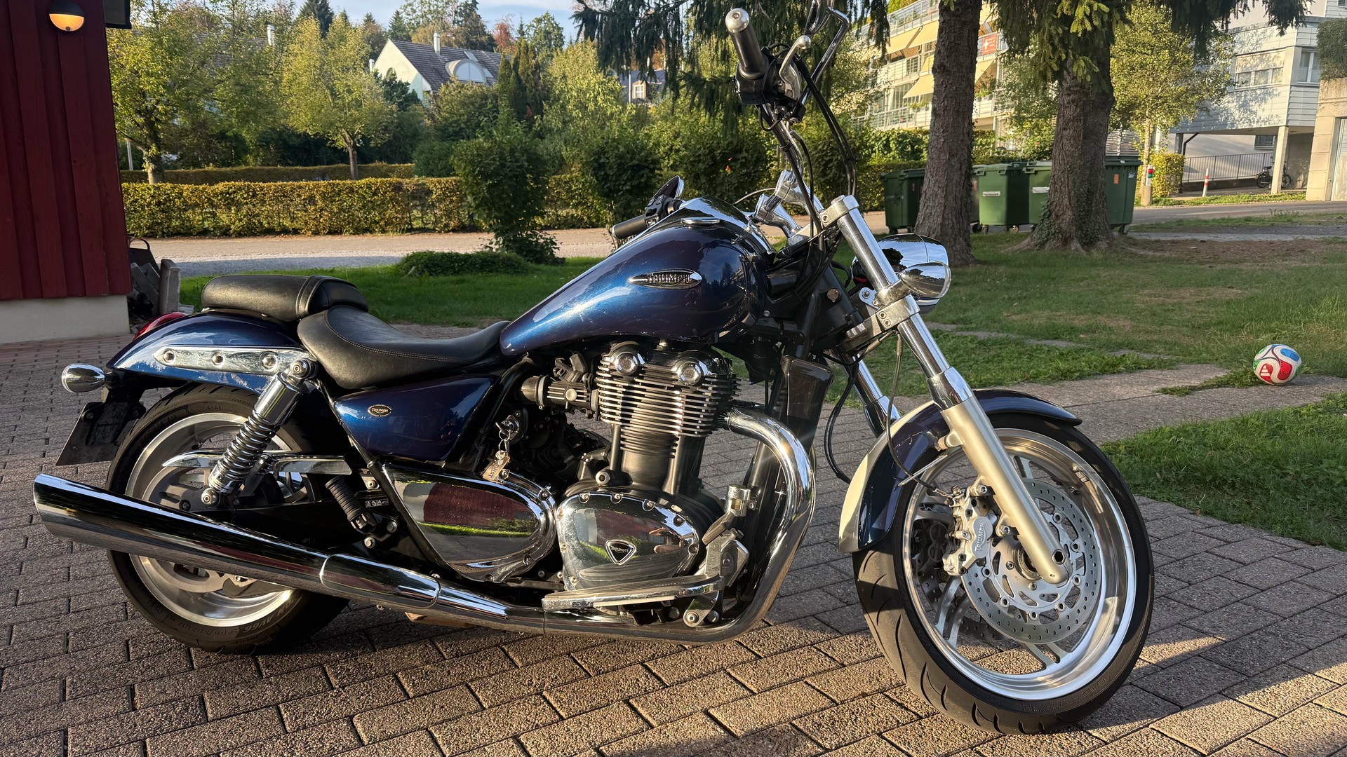 TRIUMPH Thunderbird 1600 ABS-image-1
