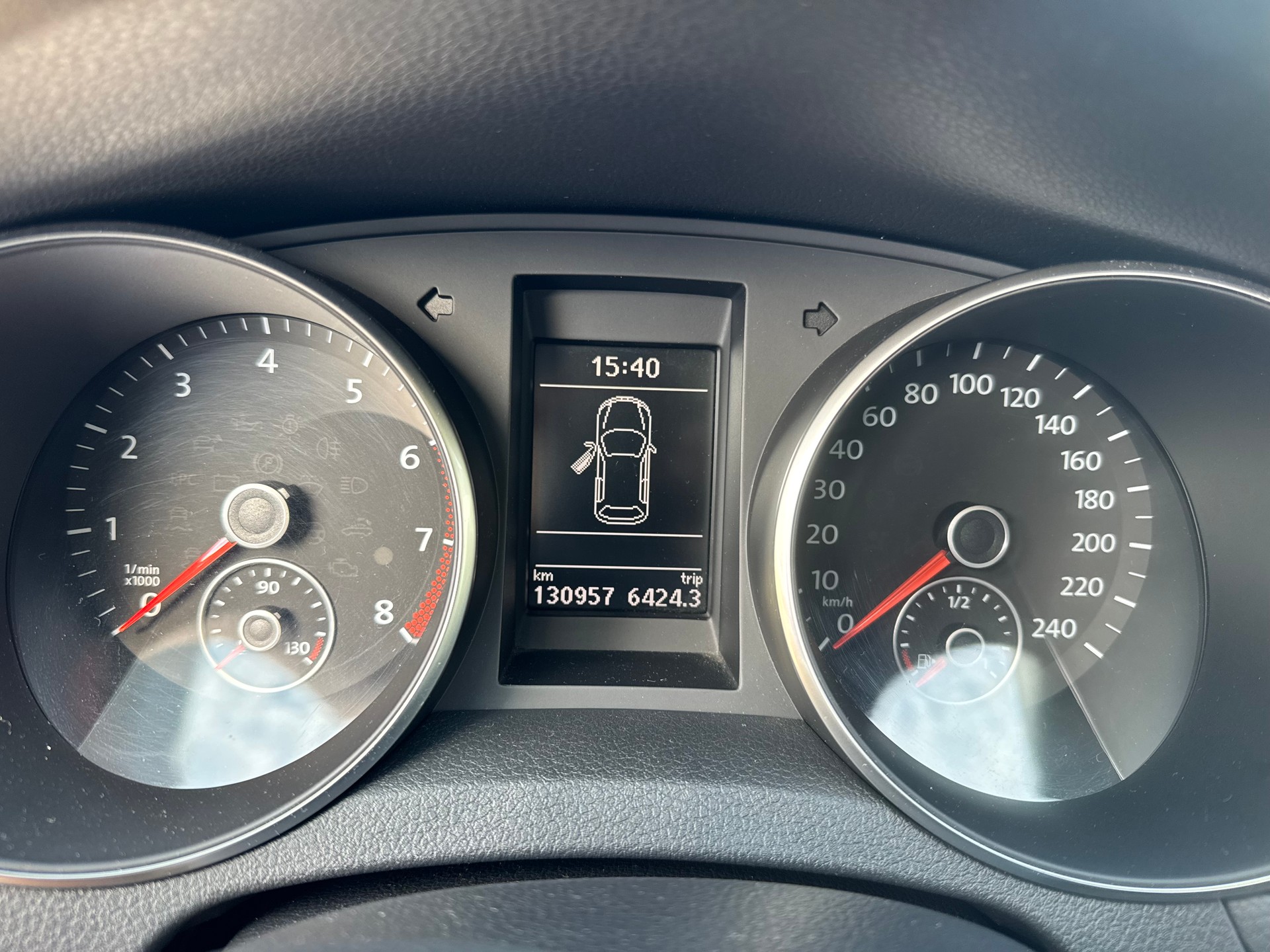 VW Golf 1.4 TSI Highline DSG-image-15
