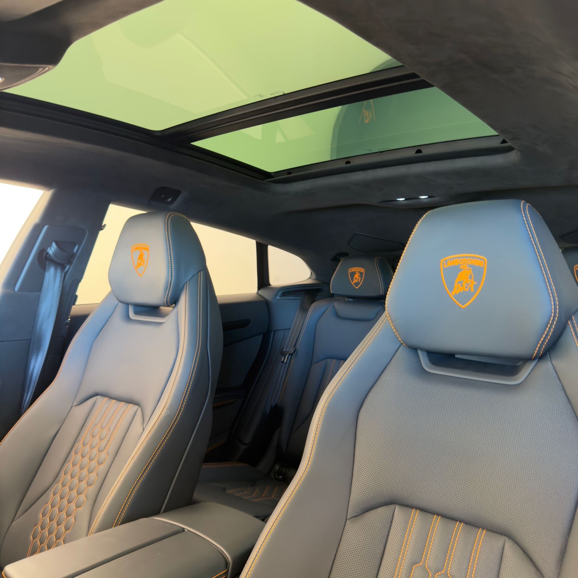 LAMBORGHINI Urus SE-image-7