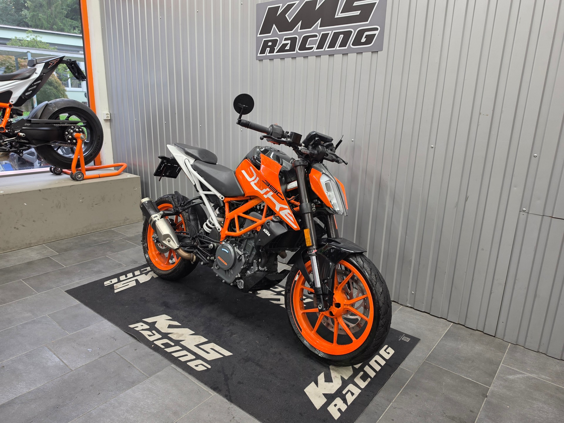 KTM 390 Duke ABS-image-5