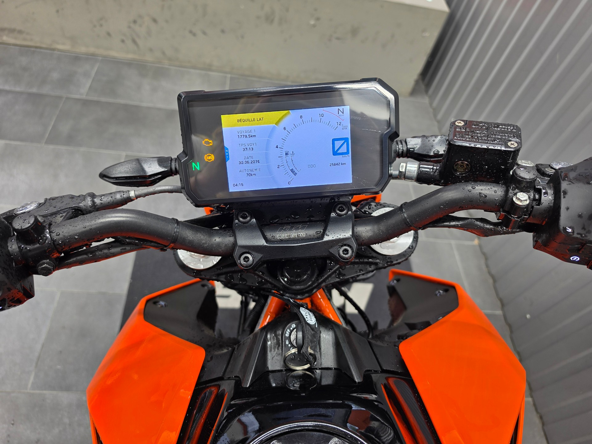 KTM 390 Duke ABS-image-6