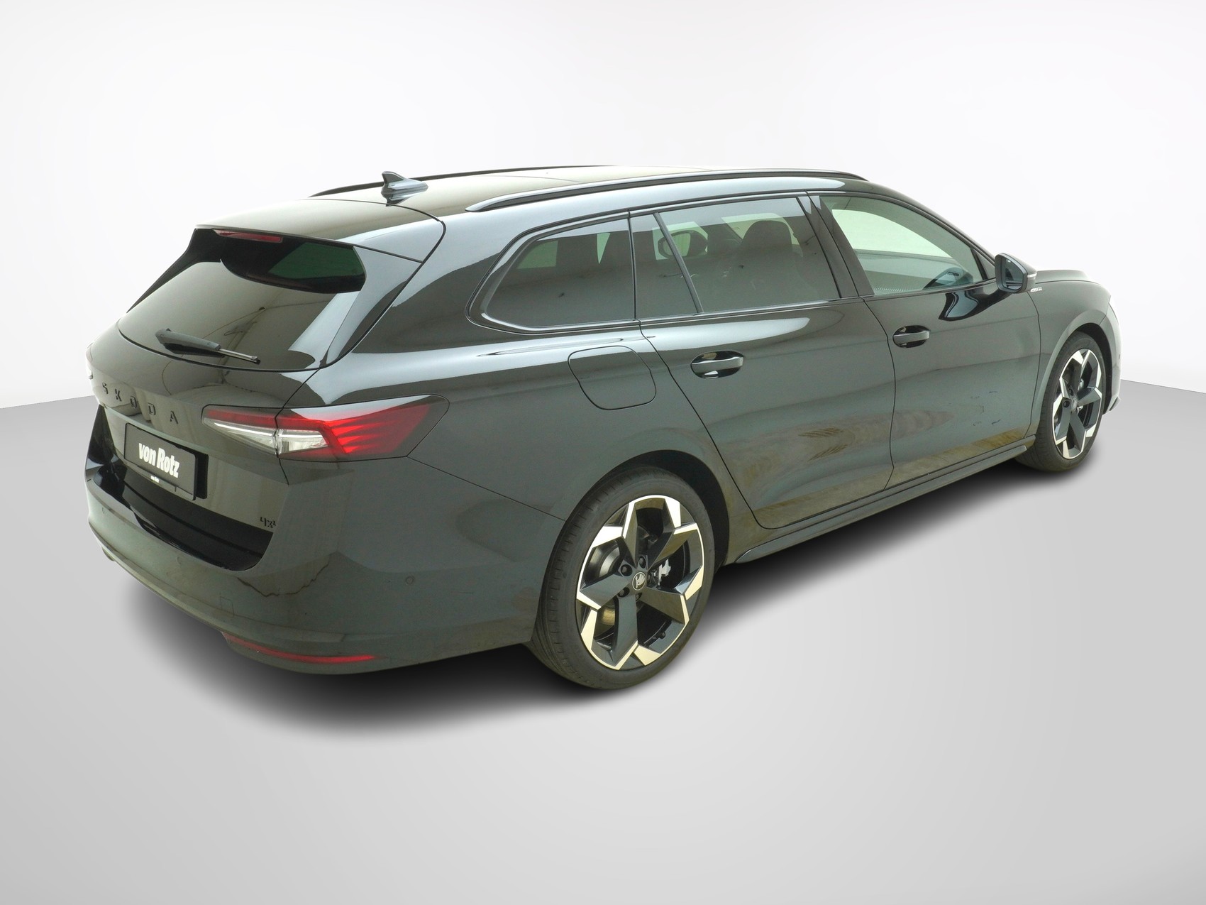 SKODA Superb 2.0 TSI Sportline 4x4 DSG-image-5