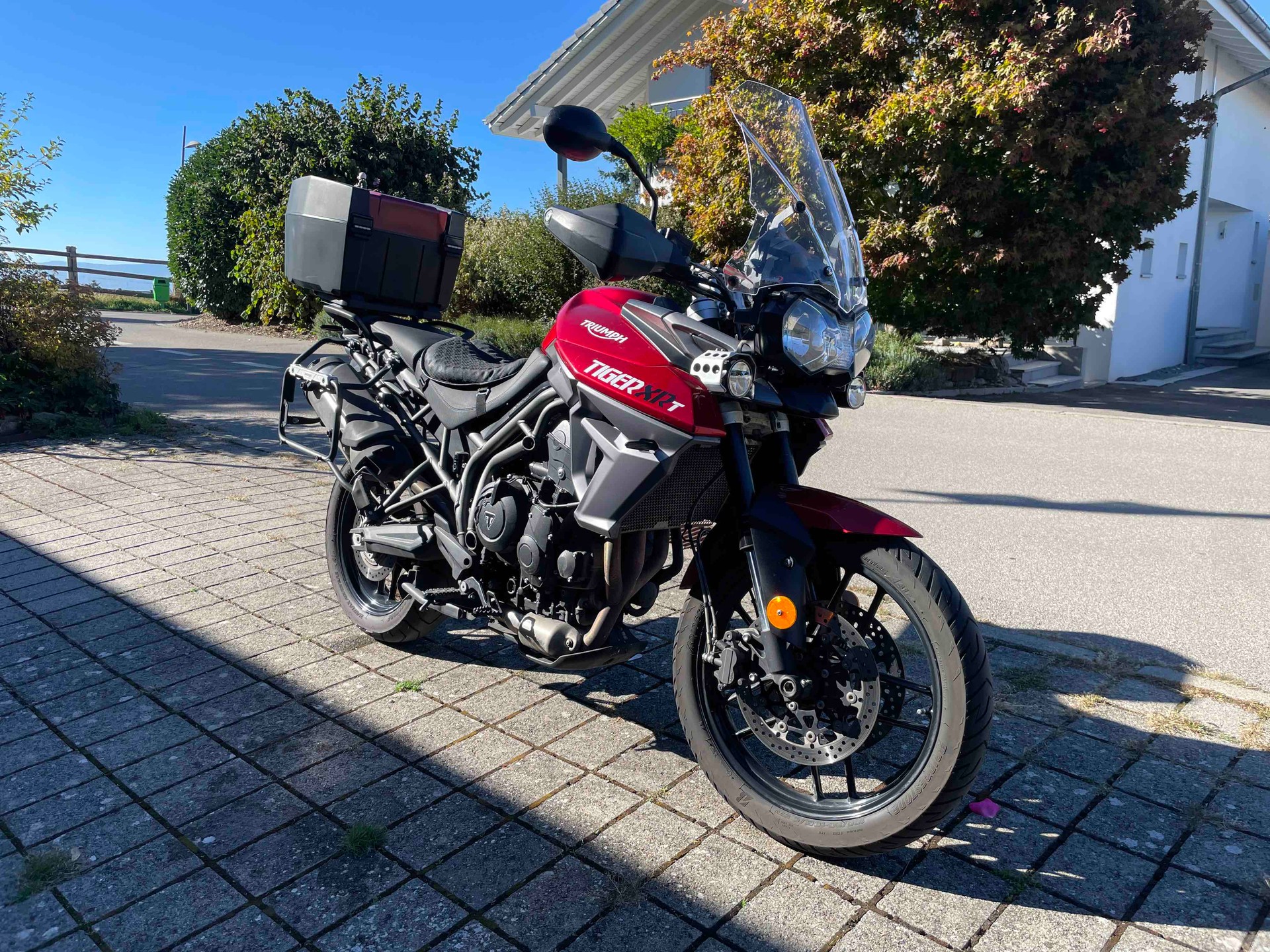 TRIUMPH Tiger 800 XRT ABS-image-1