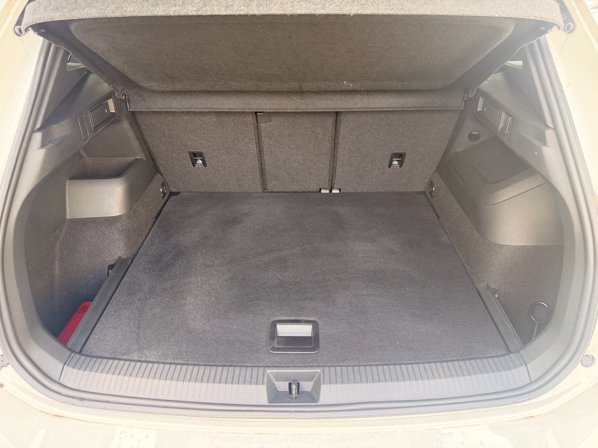 VW Tiguan 2.0 TSI 265PS 4Motion R-Line *** 360° KAMERA & PANORAMADACH ***-image-29