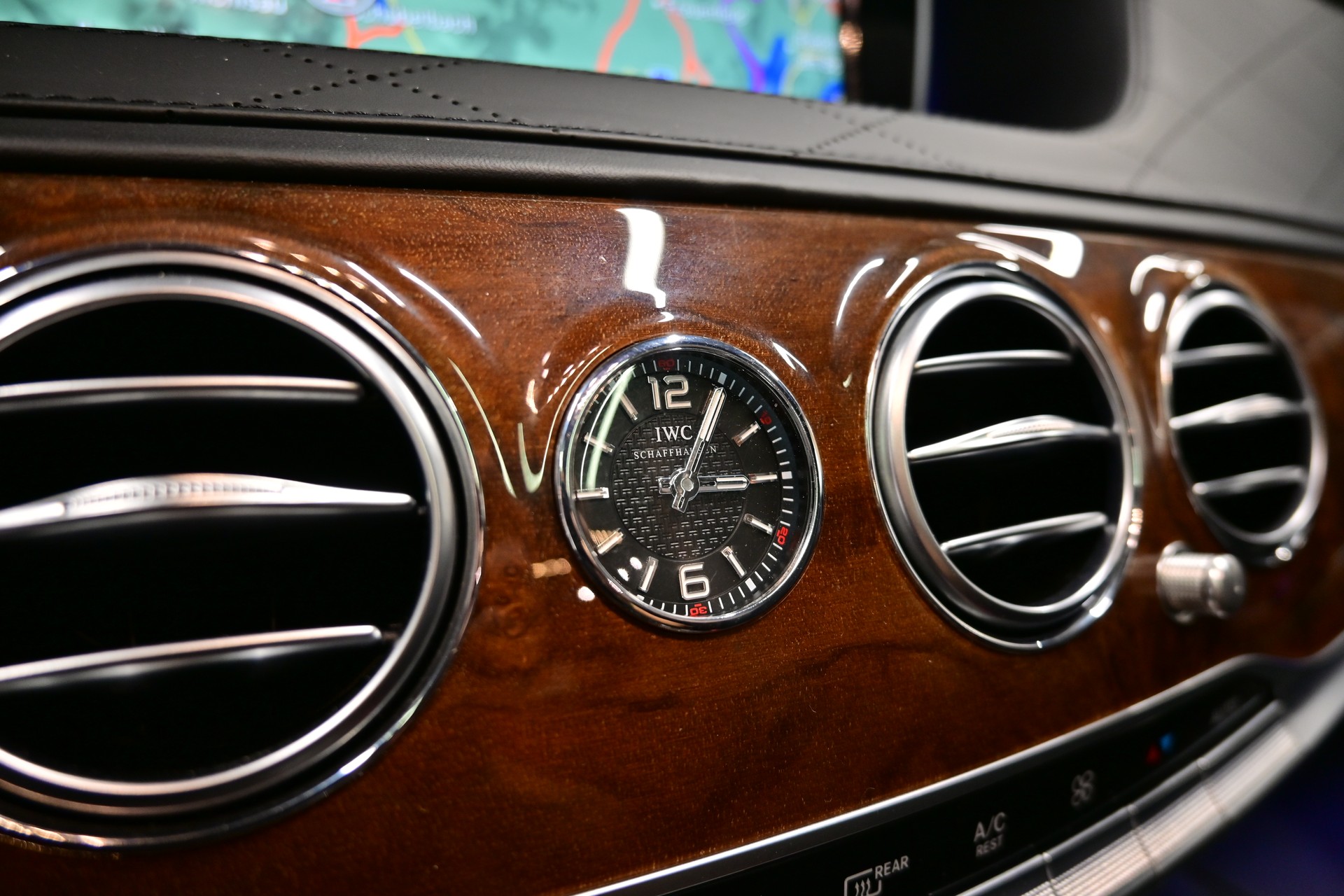 MERCEDES-BENZ S 63 AMG L 4Matic Speedshift MCT *CHAUFFEUR PAKET*-image-7