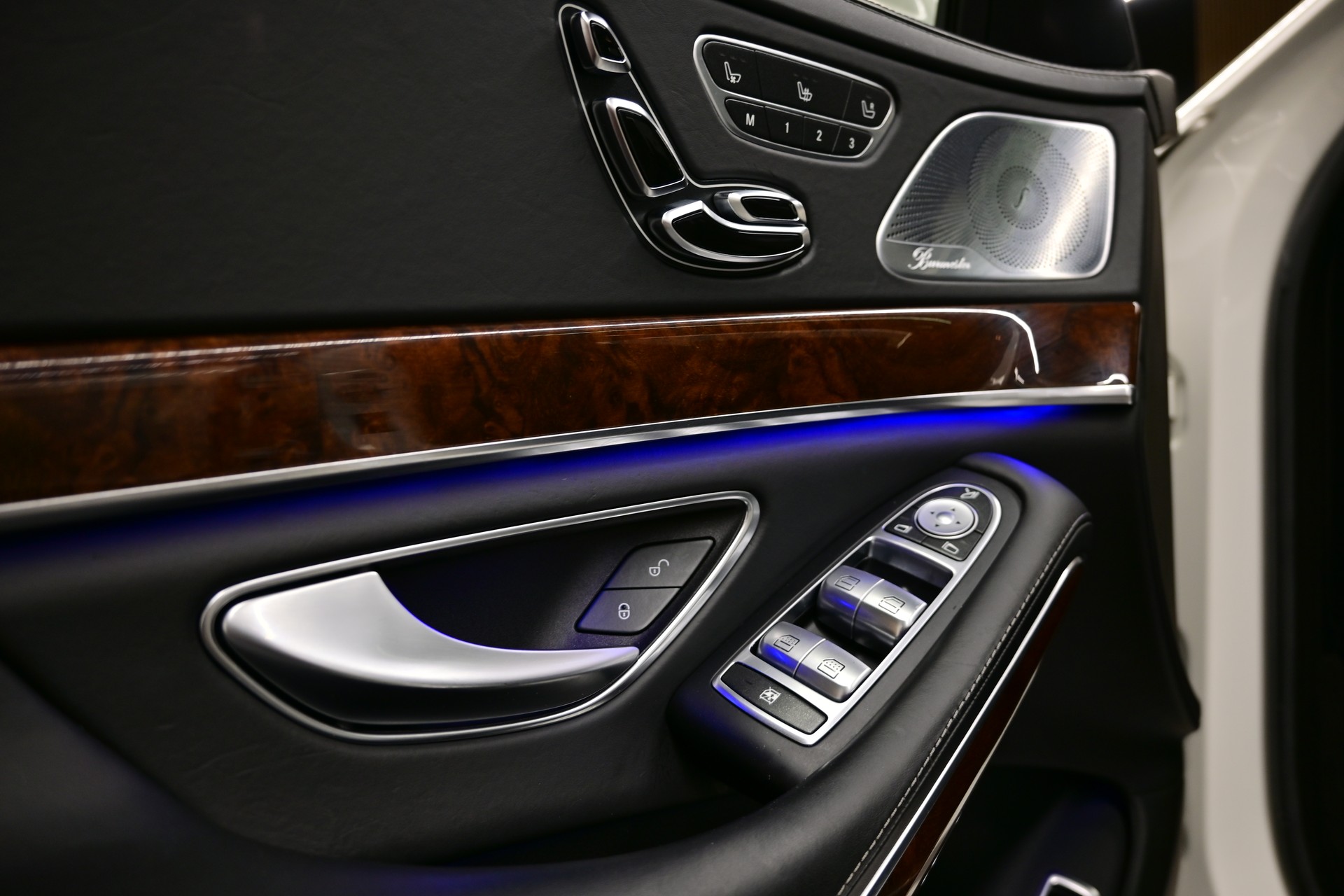 MERCEDES-BENZ S 63 AMG L 4Matic Speedshift MCT *CHAUFFEUR PAKET*-image-13