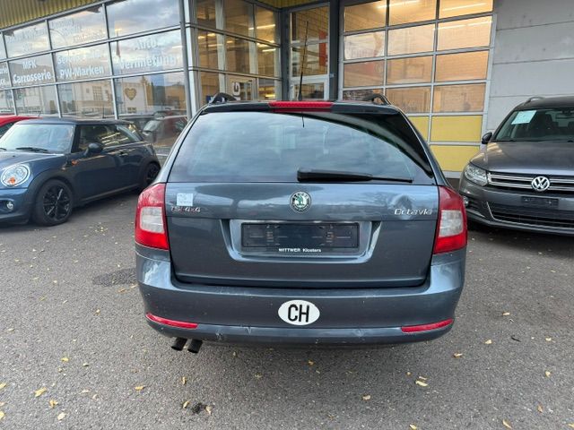 SKODA Octavia Combi 1.8 TSI Adventure 4x4-image-6
