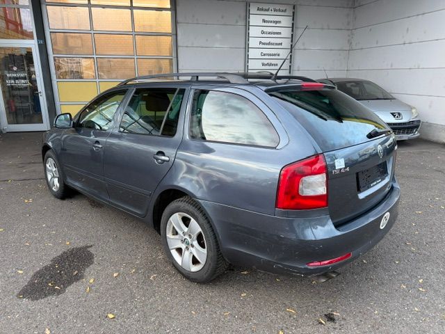 SKODA Octavia Combi 1.8 TSI Adventure 4x4-showroom-element-3