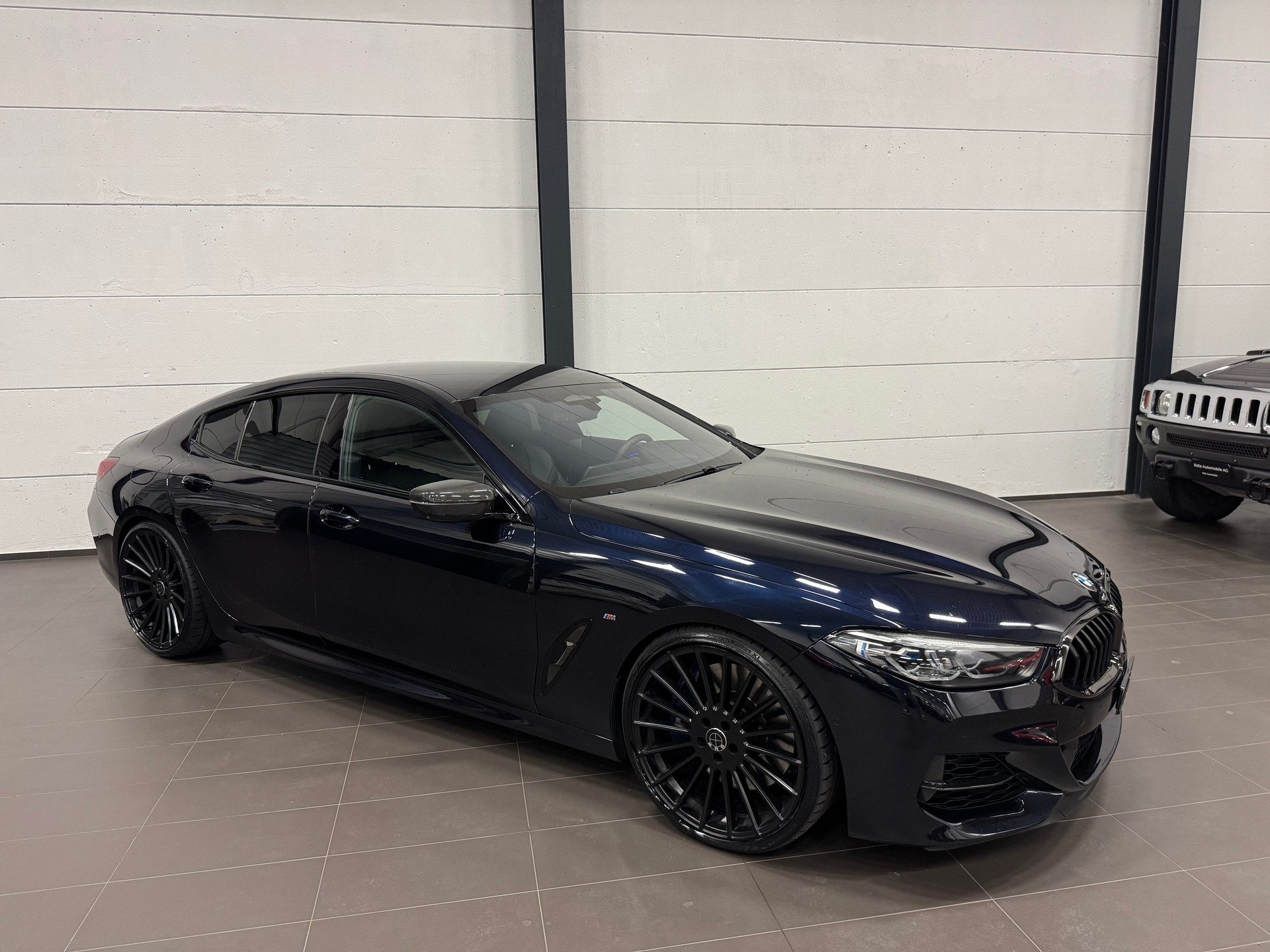 BMW M850i xDrive Steptronic-showroom-element-3
