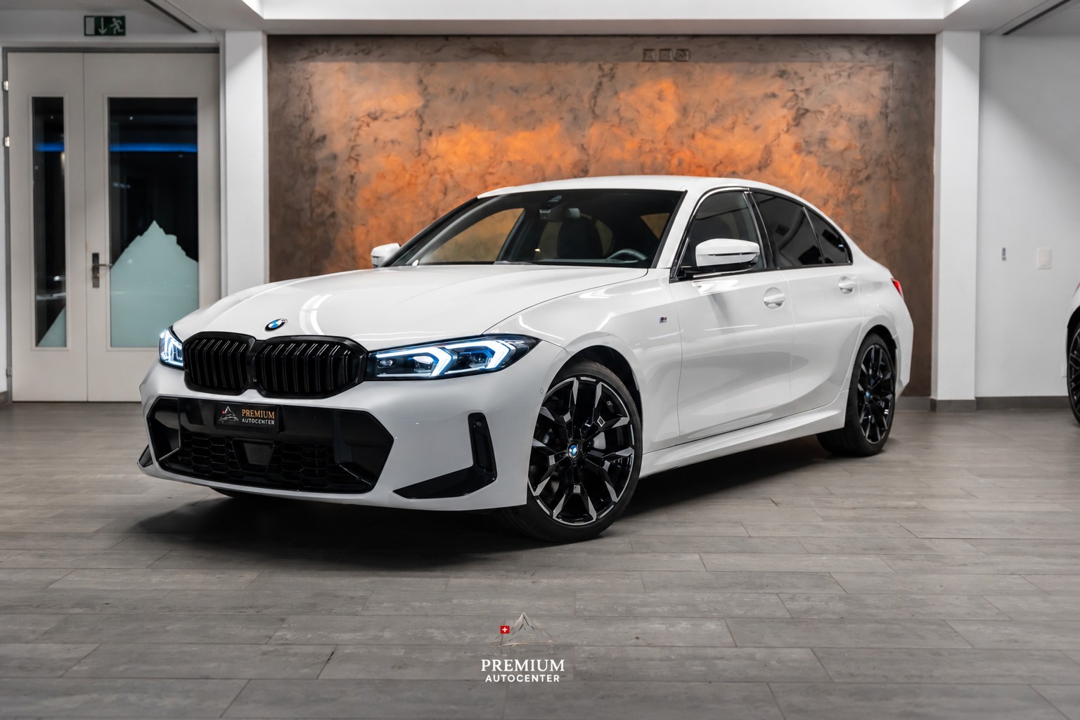 BMW 330i xDrive Steptronic M Sport Pro *Facelift*Leder*Head-Up*360°Kamera*