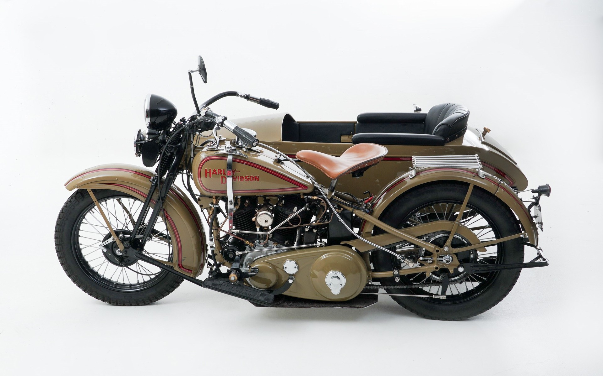 HARLEY-DAVIDSON-image-3